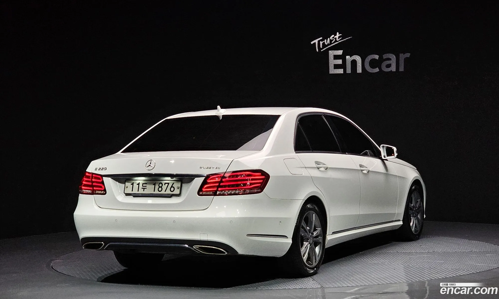 Mercedes-Benz E-Klasse E220 Cdi Avantgarde 2015 - фотография 13561418
