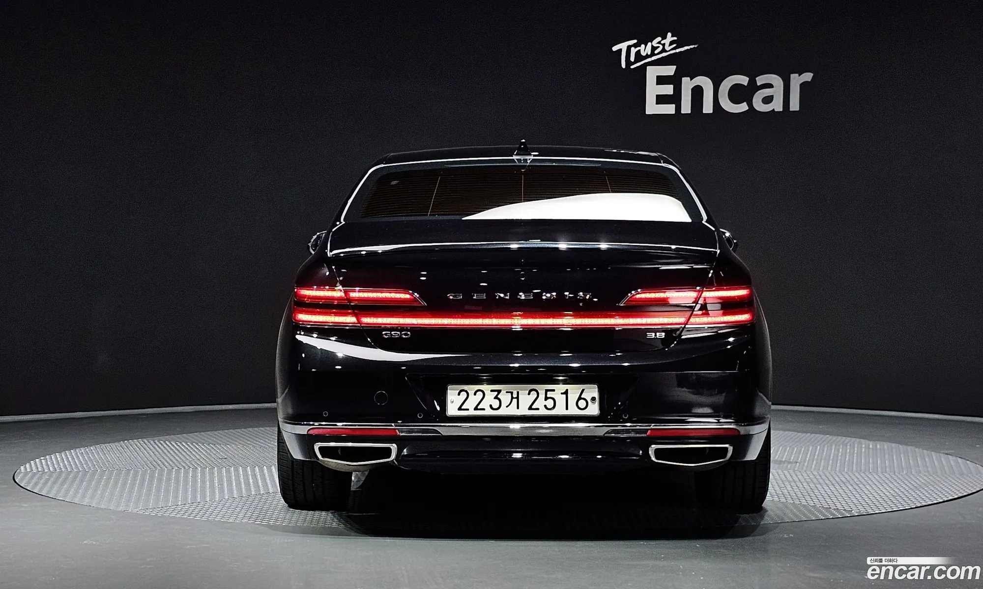 Genesis G90 I 38 2019 - фотография 105250