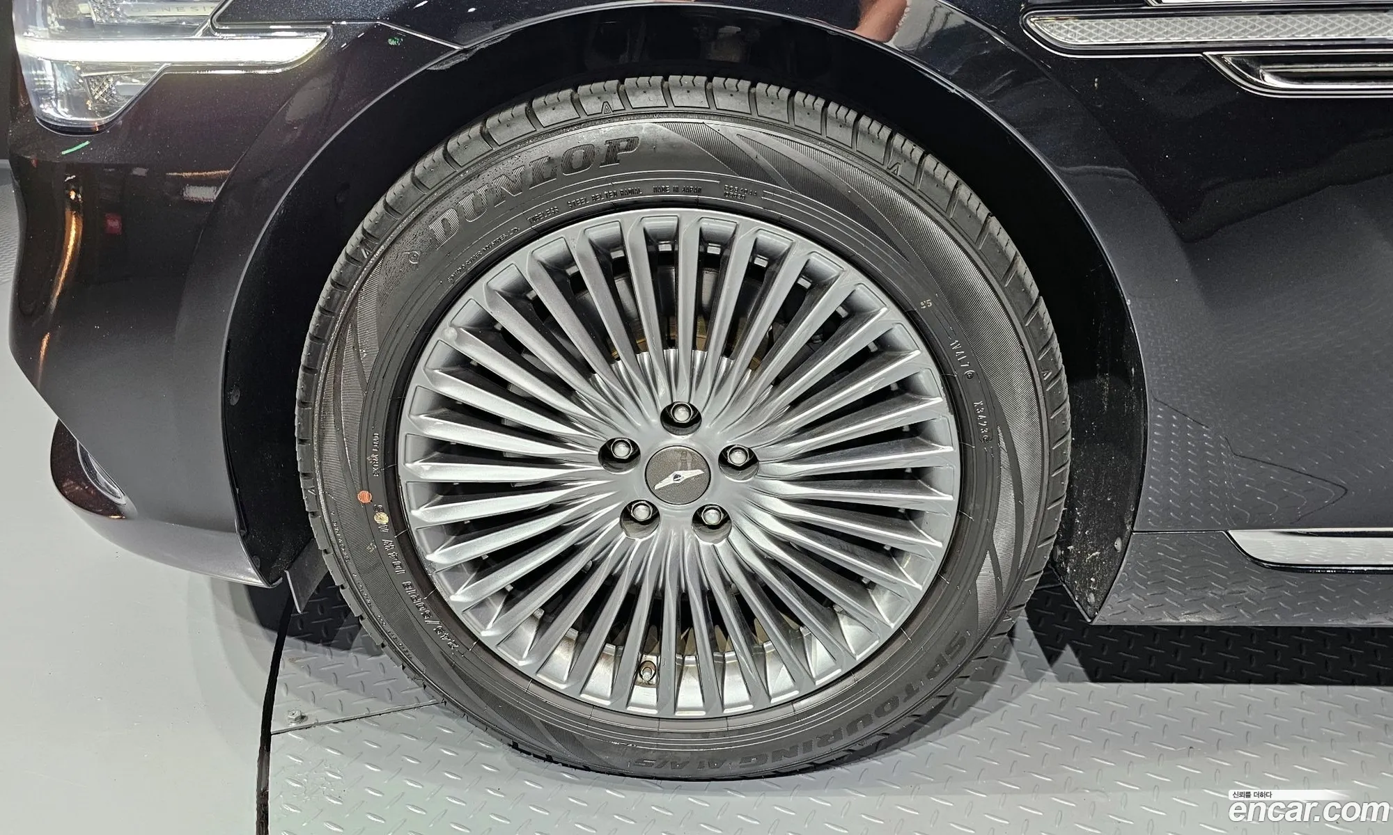 Genesis G90 I 38 2019 - фотография 105251