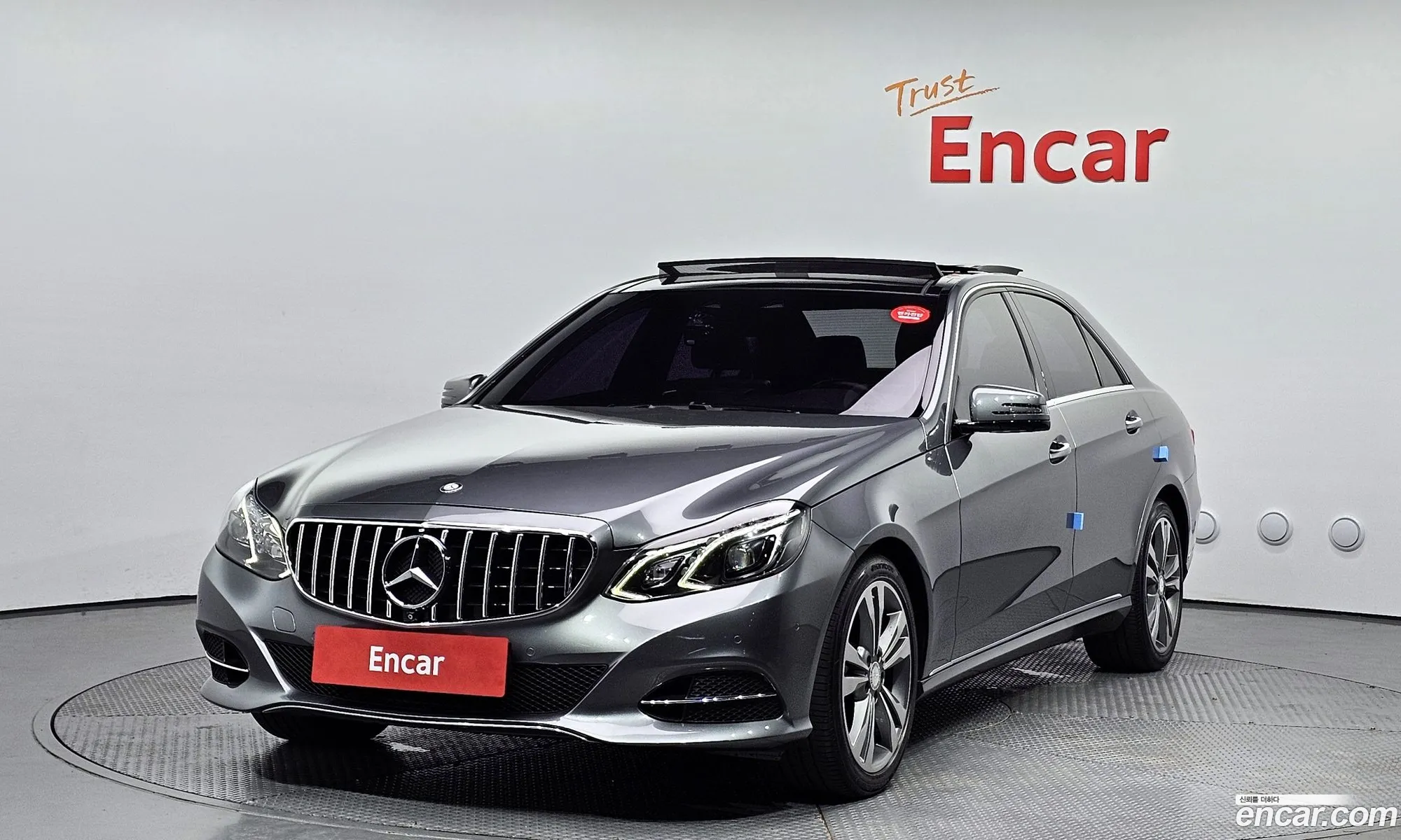 Mercedes-Benz E-Klasse E300 4Matic Avant Garde 2016 - фотография 13622605
