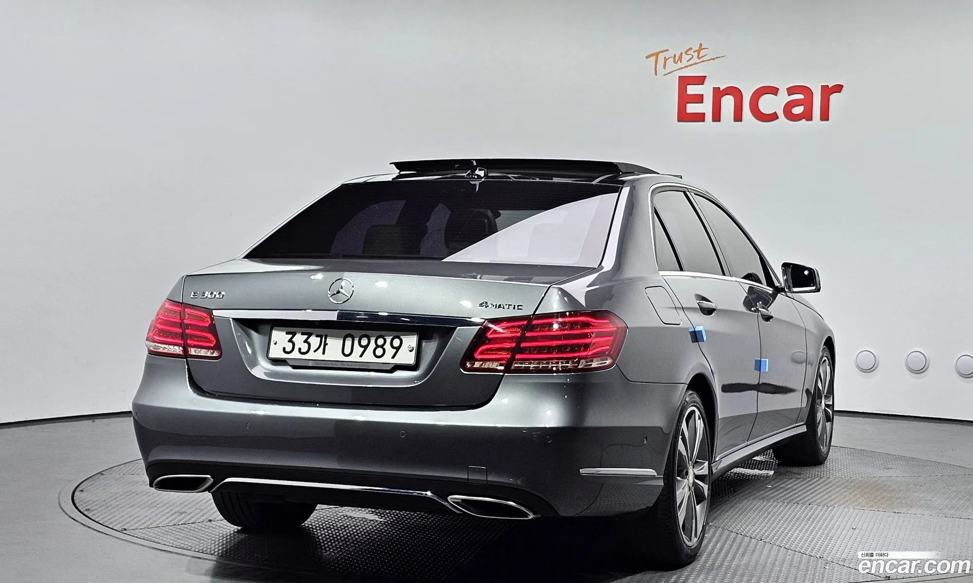 Mercedes-Benz E-Klasse E300 4Matic Avant Garde 2016 - фотография 13622606