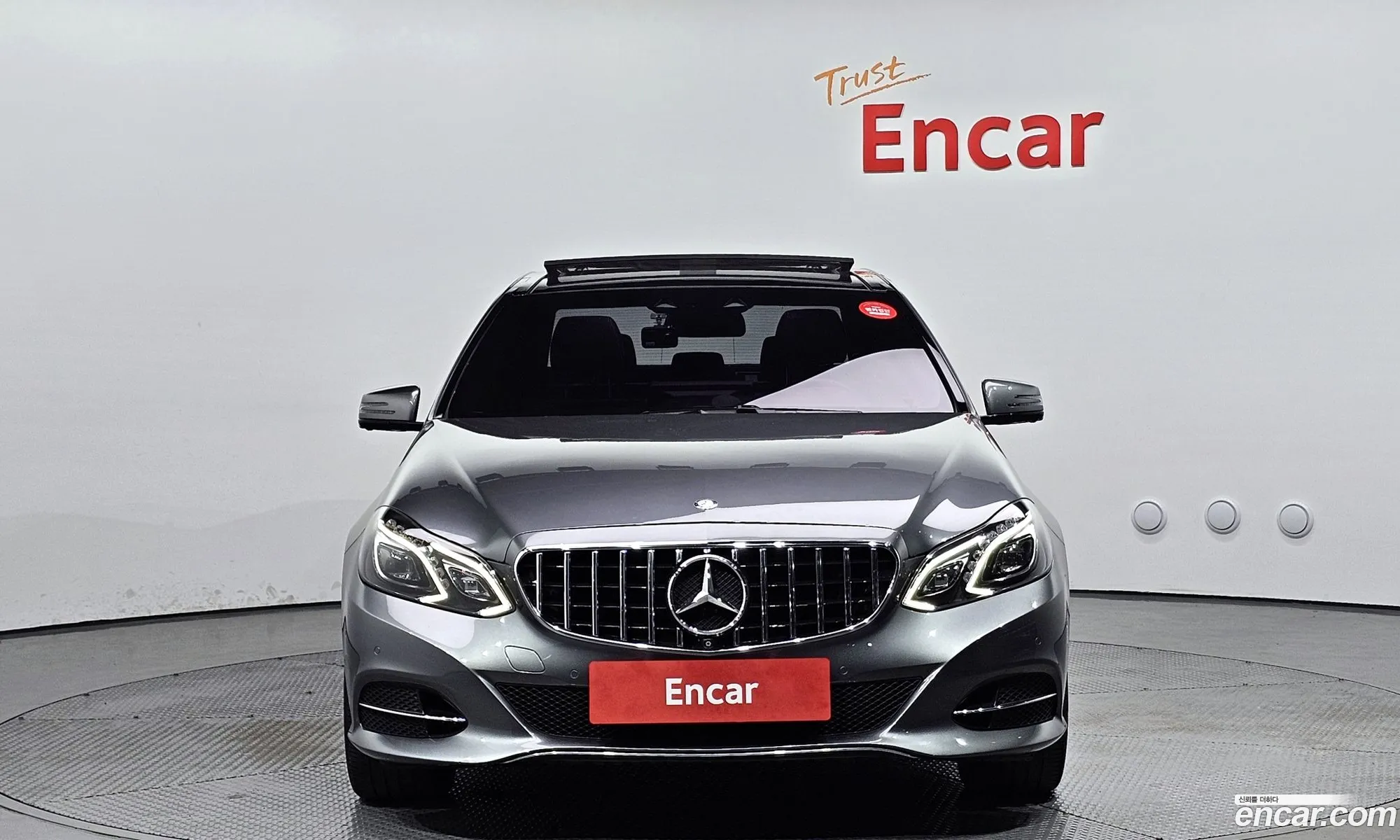 Mercedes-Benz E-Klasse E300 4Matic Avant Garde 2016 - фотография 13622607