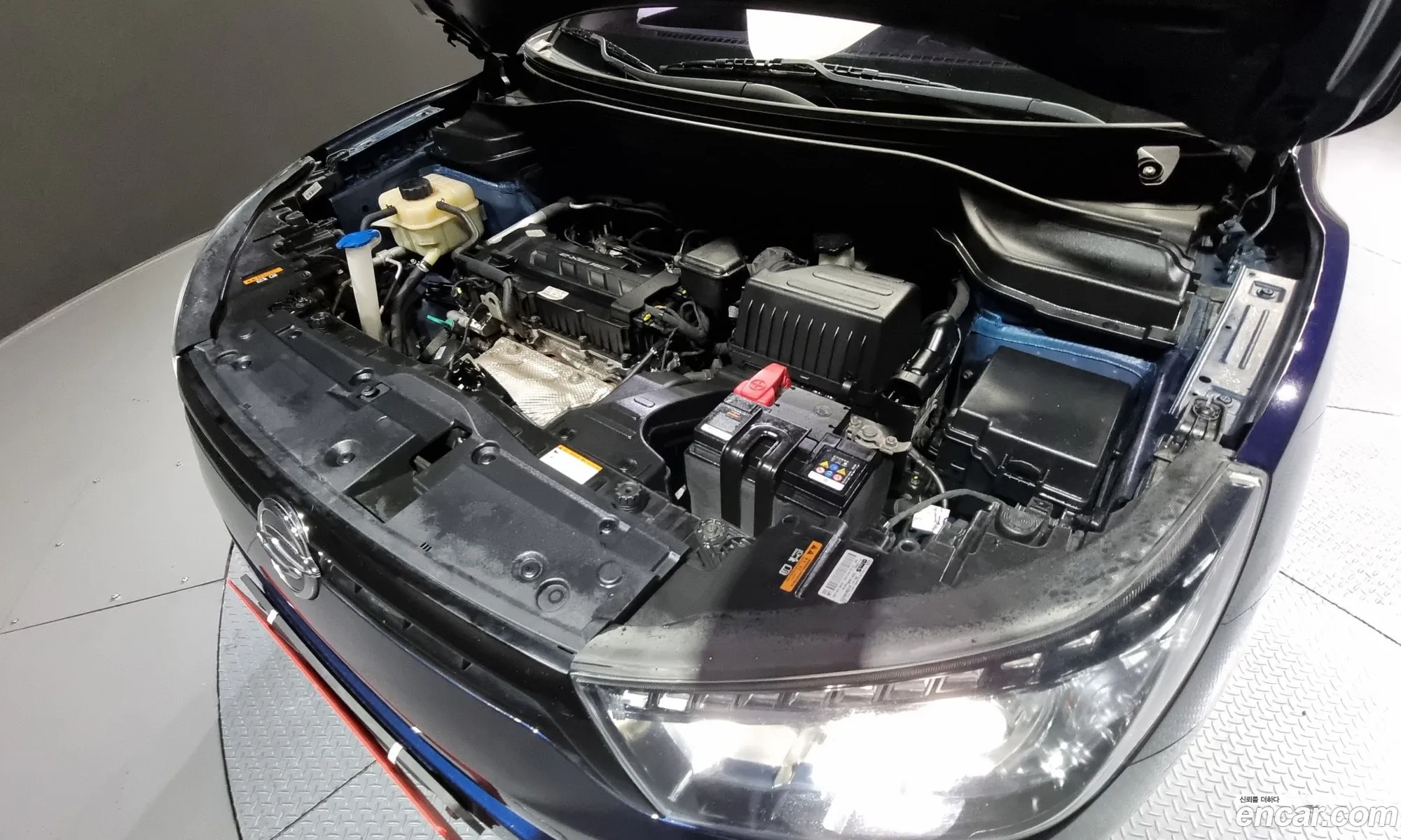 Ssangyong Tivoli Tivoli Lx 2Wd 2015 - фотография 17505759