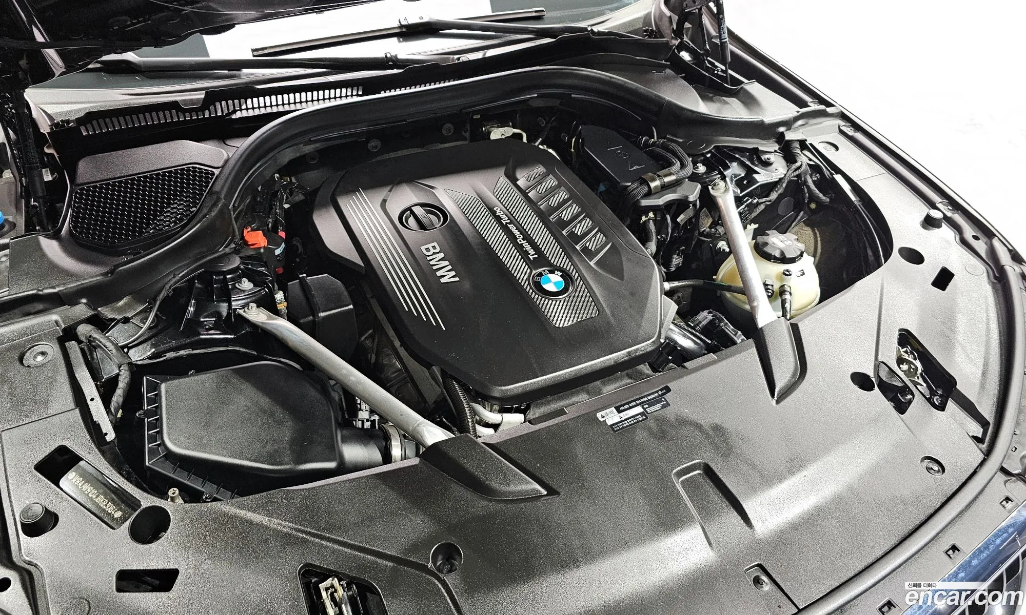 BMW 6Er 630D xDrive Luxury 2018 - фотография 121927