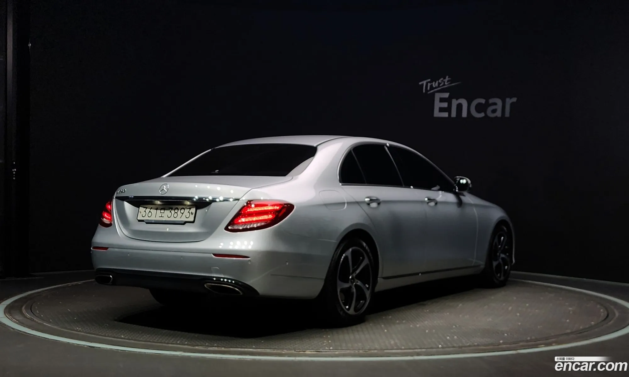 Mercedes-Benz E-Klasse V W213 S213 C238 E250 Avantgarde 2020 - фотография 13468465