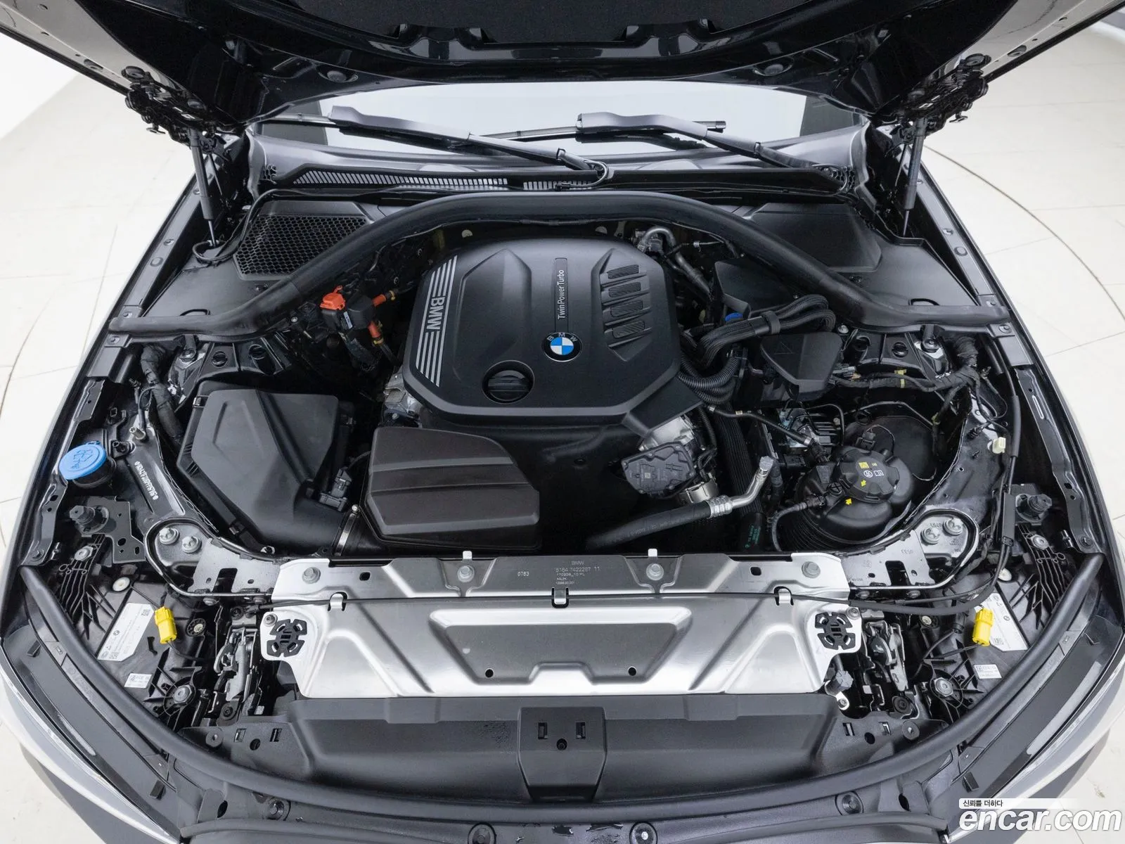 BMW 3Er 320D Touring 2023 - фотография 124900