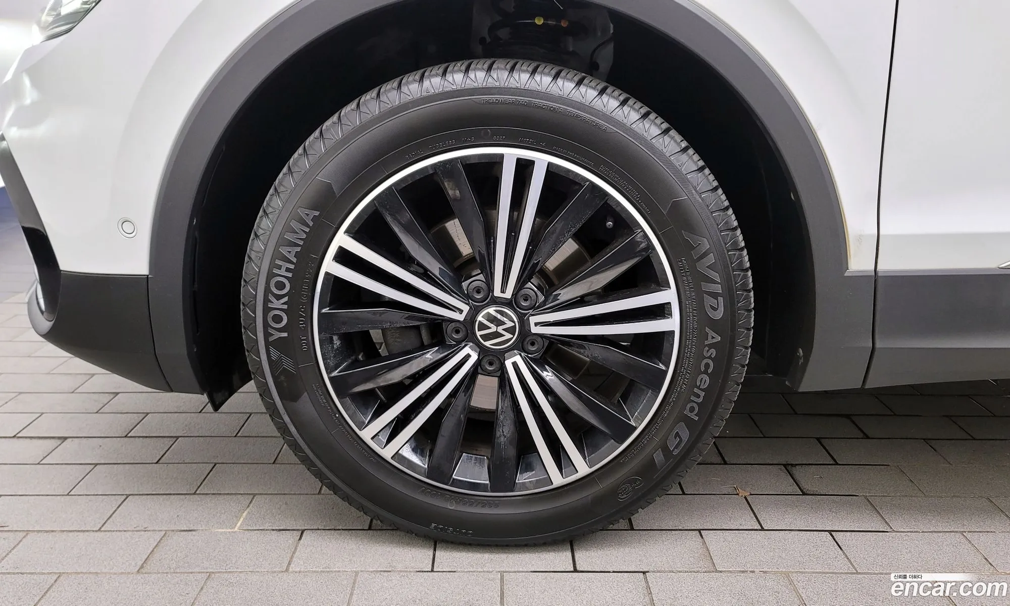 Volkswagen Tiguan Ii 20 Tdi 4Motion Premium 2022 - фотография 17477372
