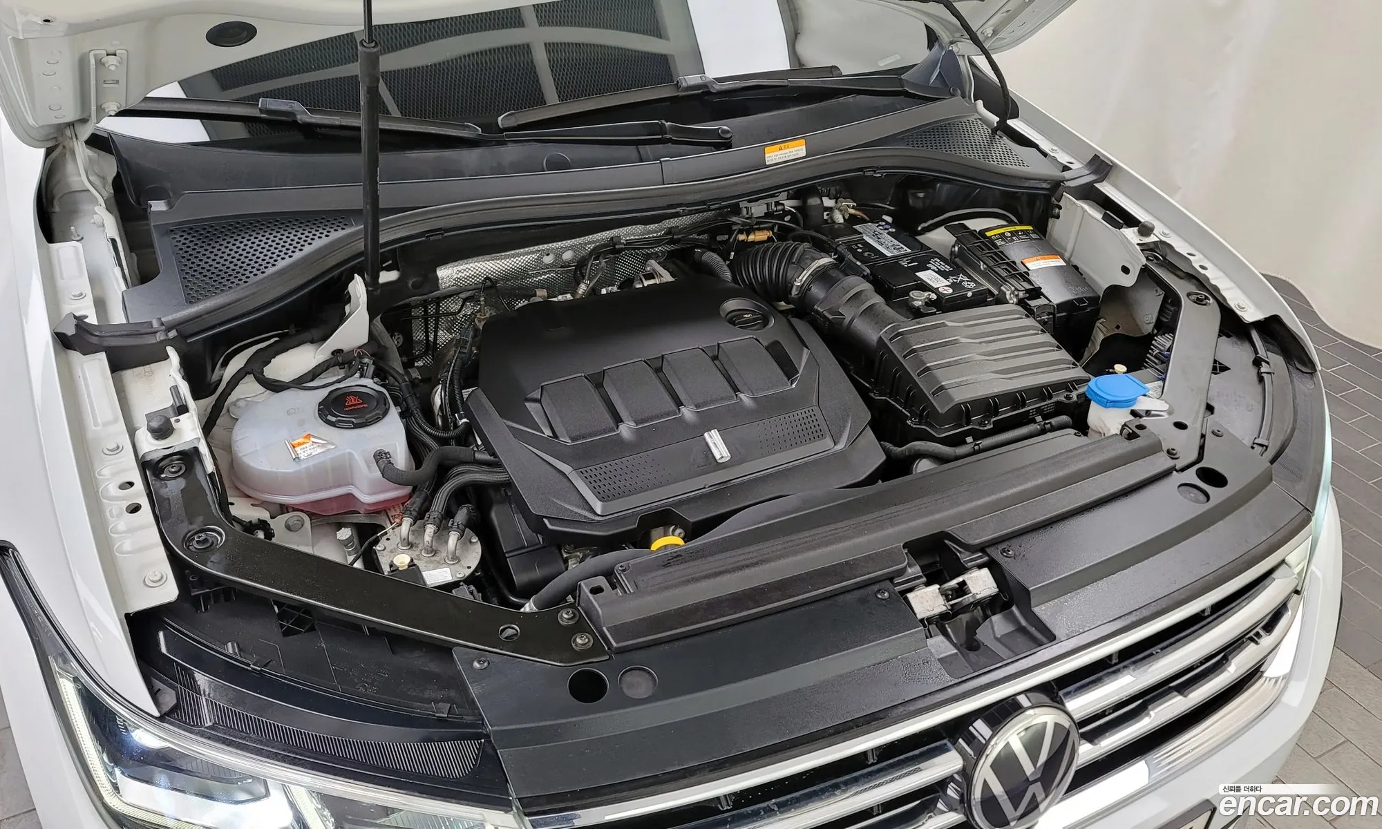 Volkswagen Tiguan Ii 20 Tdi 4Motion Premium 2022 - фотография 17477373