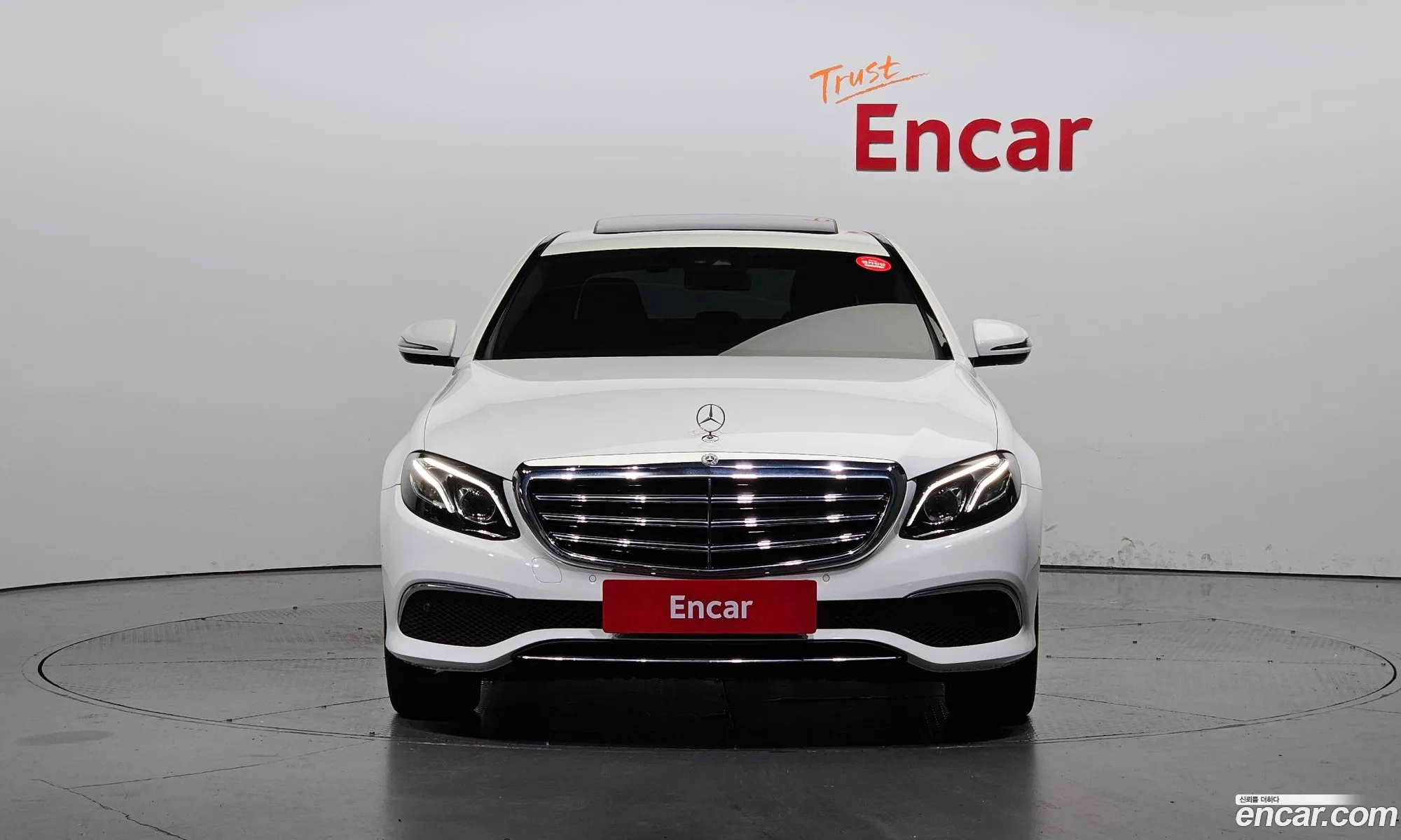 Mercedes-Benz E-Klasse V W213 S213 C238 E220D 4Matic Exclusive 2019 - фотография 13561504