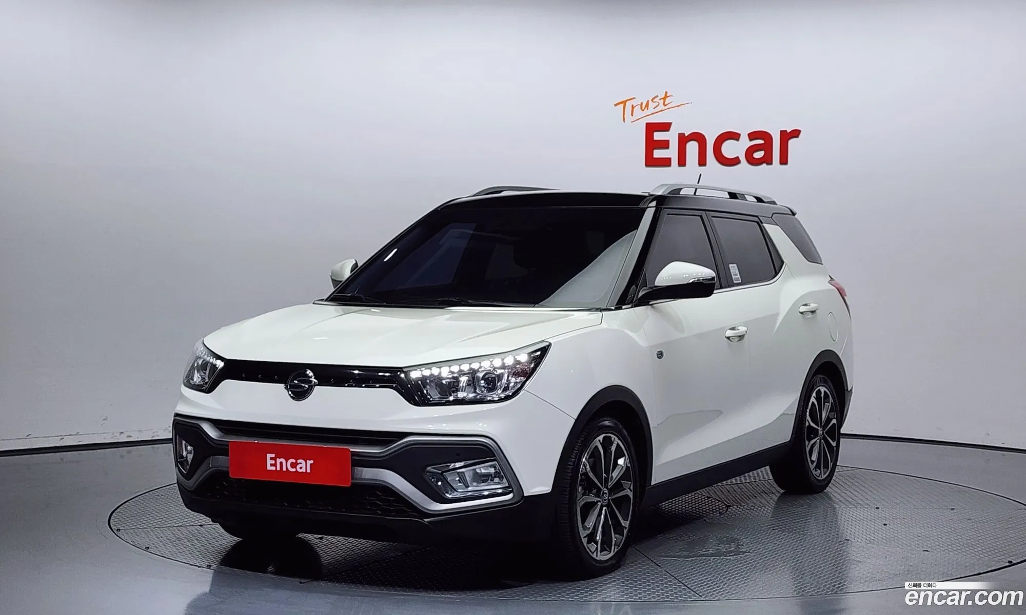 Ssangyong Tivoli Tivoli Diesel Rx 2Wd 2016 - фотография 17509967