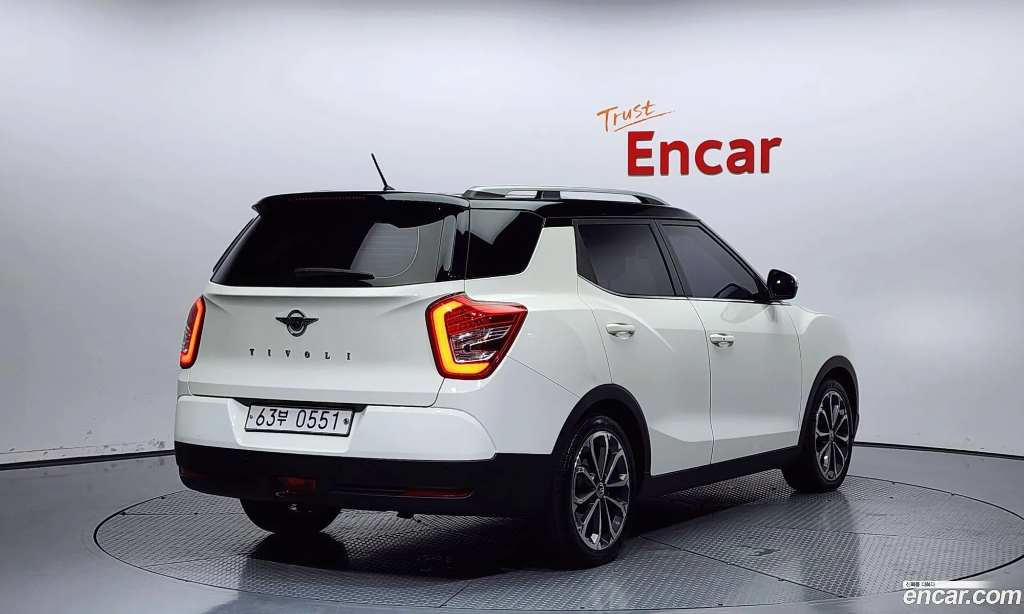 Ssangyong Tivoli Tivoli Diesel Rx 2Wd 2016 - фотография 17509968