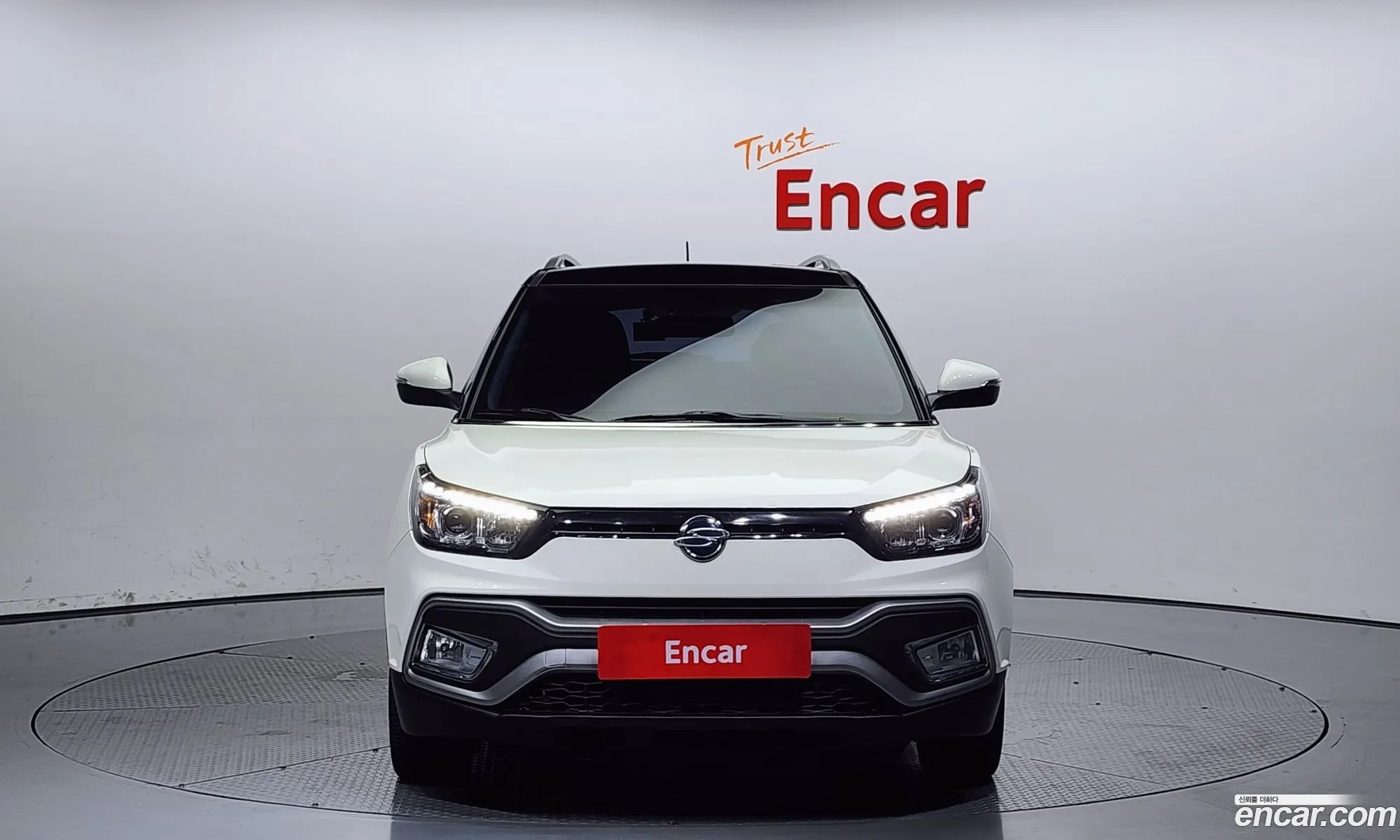 Ssangyong Tivoli Tivoli Diesel Rx 2Wd 2016 - фотография 17509969