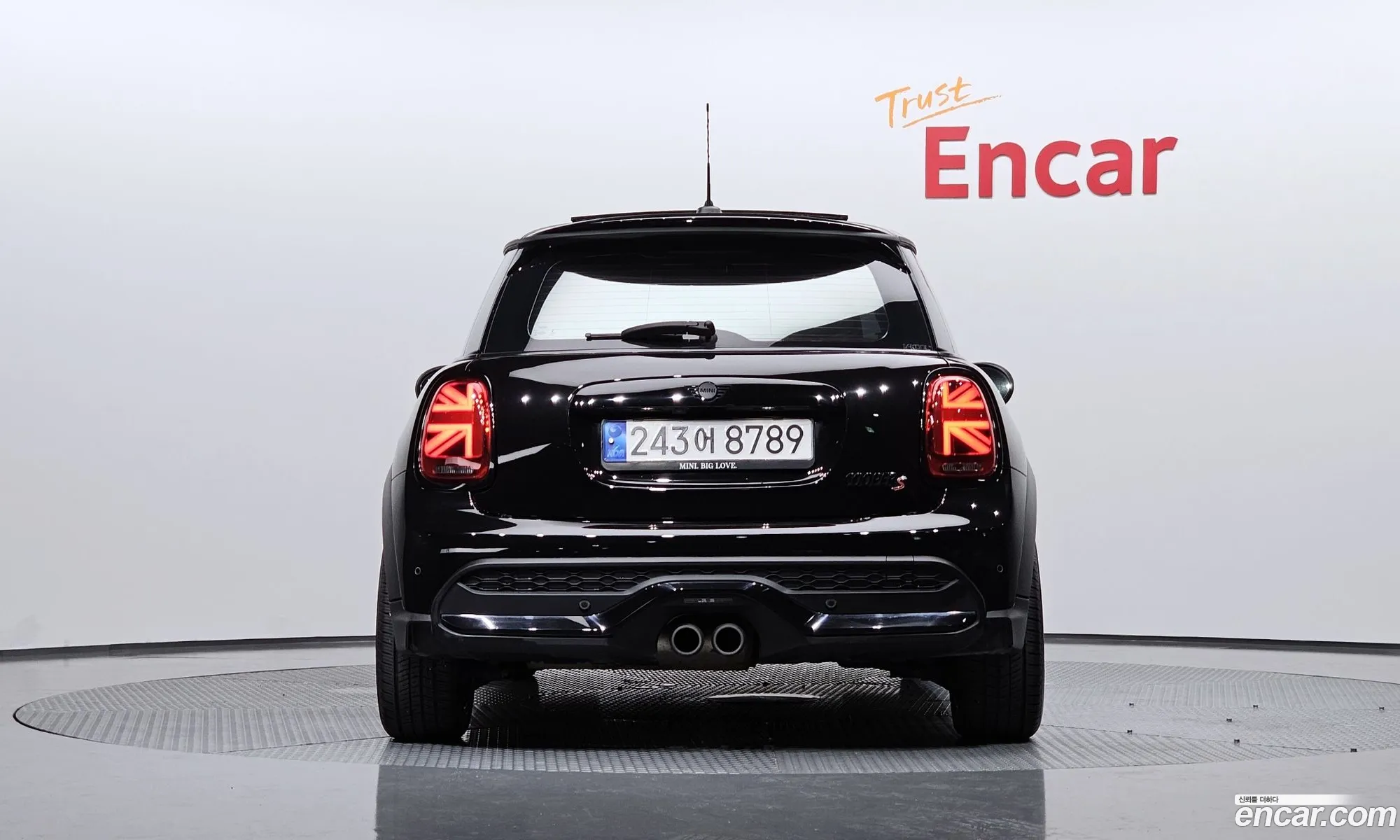 Mini Cooper Classic 2022 - фотография 11202323