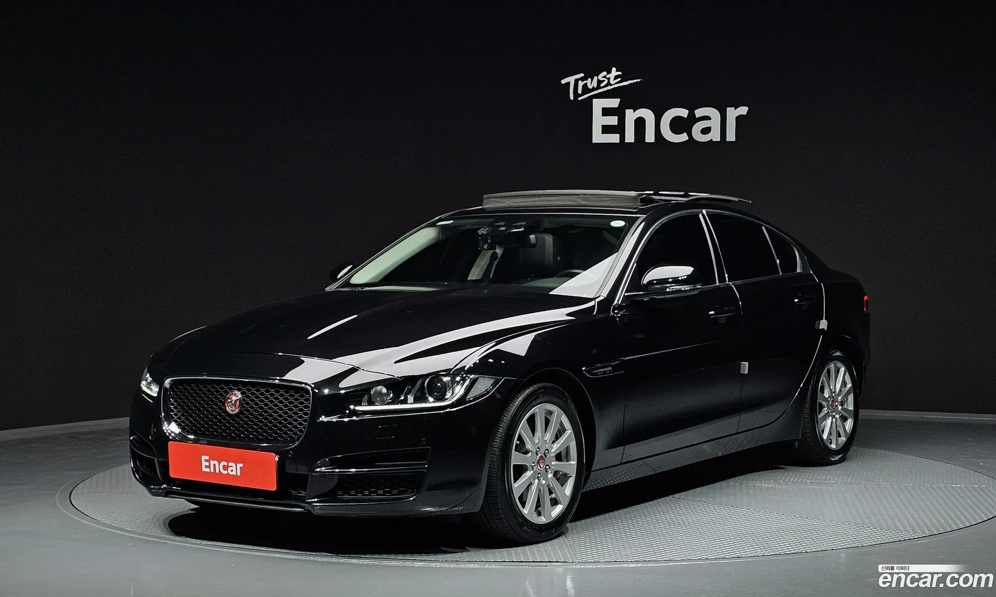 Jaguar Xe 20D Prestige 2018 - фотография 3903046