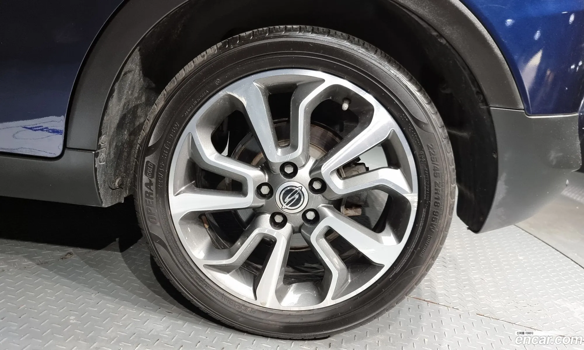 Ssangyong Tivoli Tivoli Diesel Lx 2Wd 2016 - фотография 17510549