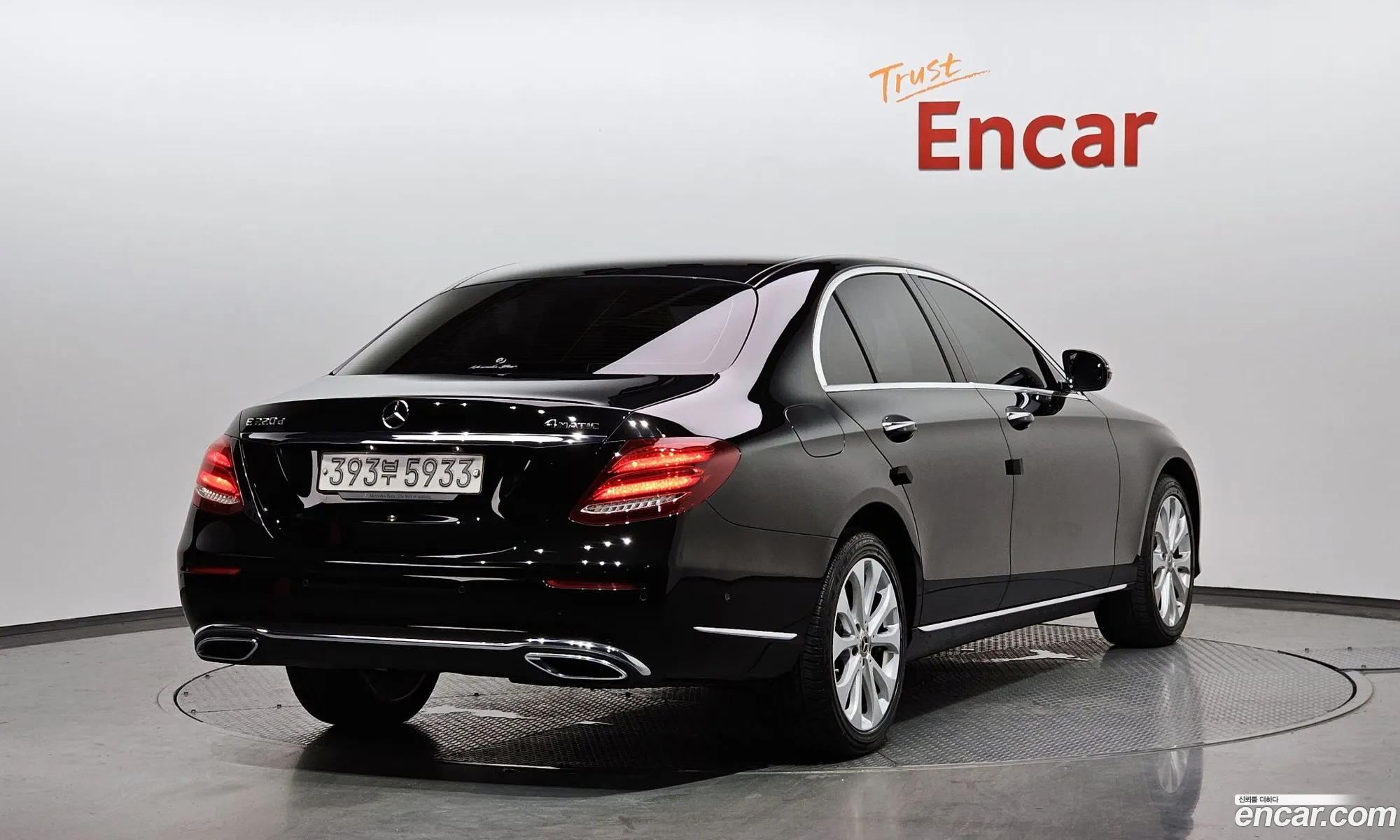 Mercedes-Benz E-Klasse V W213 S213 C238 E220D 4Matic Exclusive 2019 - фотография 13468429