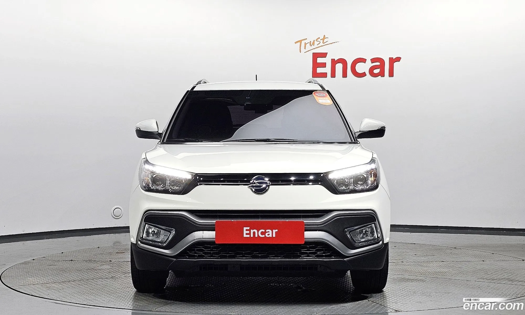 Ssangyong Tivoli Tivoli Diesel Ix 2Wd 2018 - фотография 7873642
