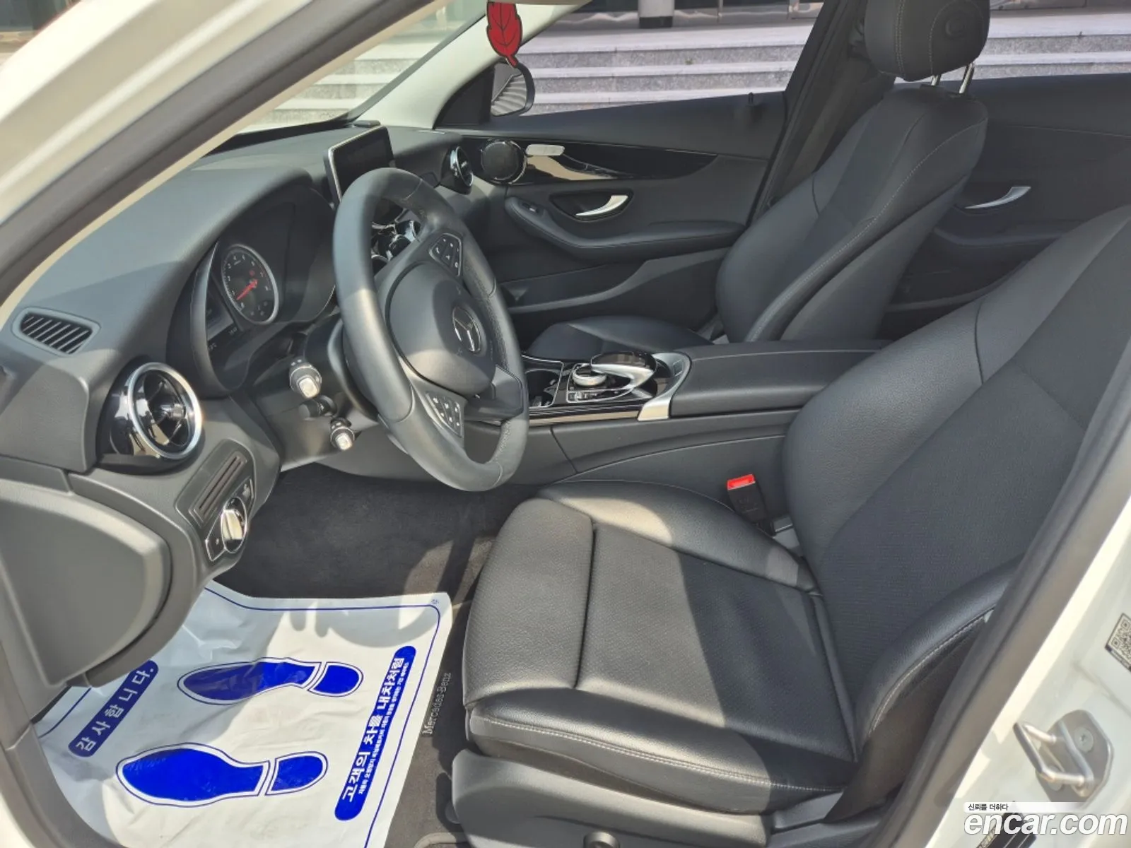 Mercedes-Benz C-Klasse Iv W205 C200 2017 - фотография 18755015