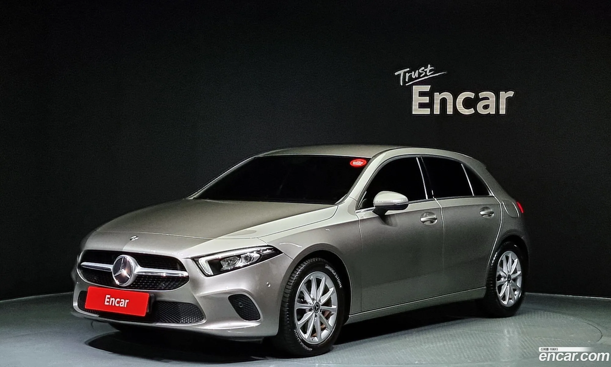 Mercedes-Benz A-Klasse Iv W177 A220 Hatchback 2019 - фотография 13468476