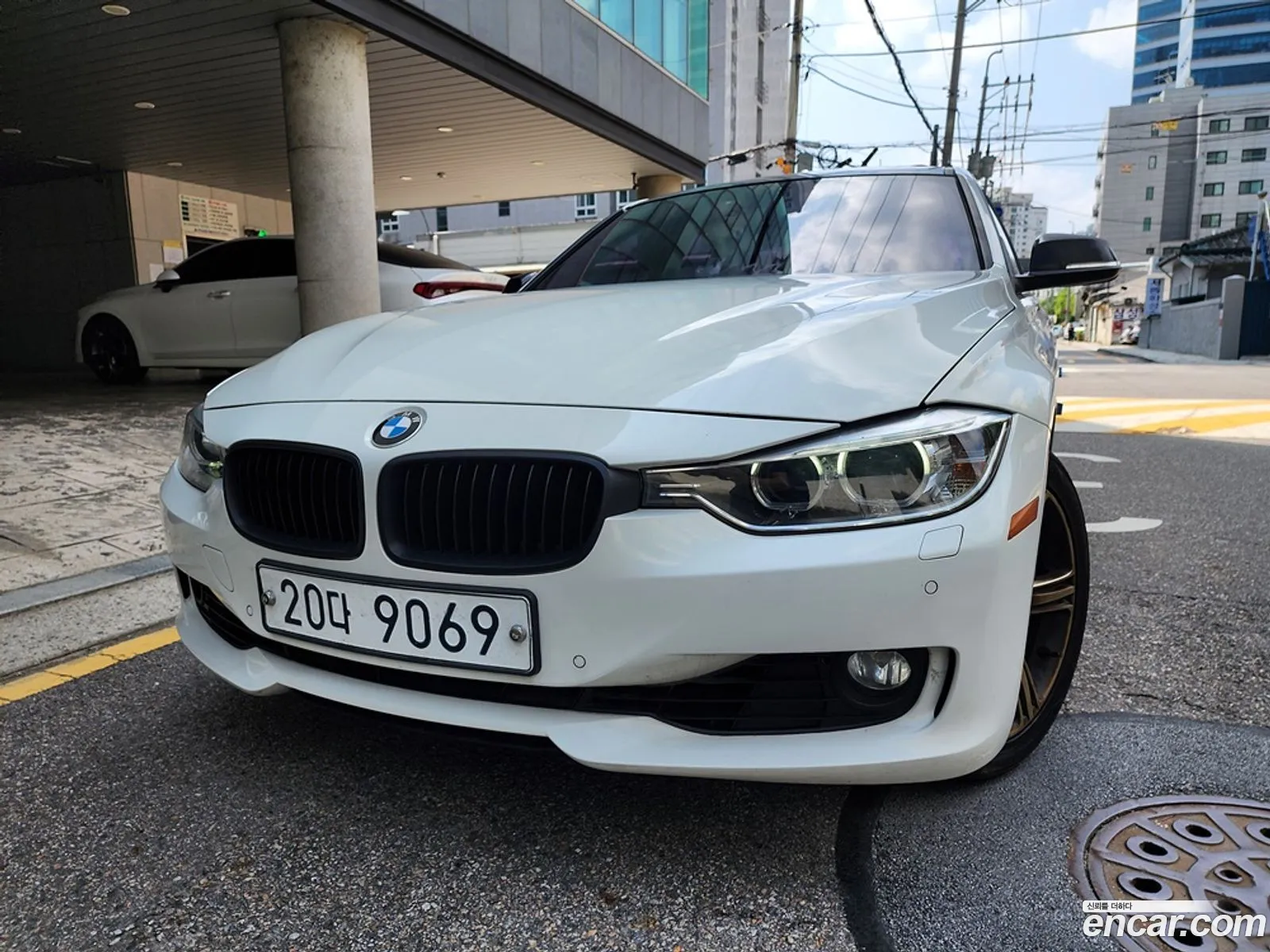 BMW 3Er 320I 2013 - фотография 98306