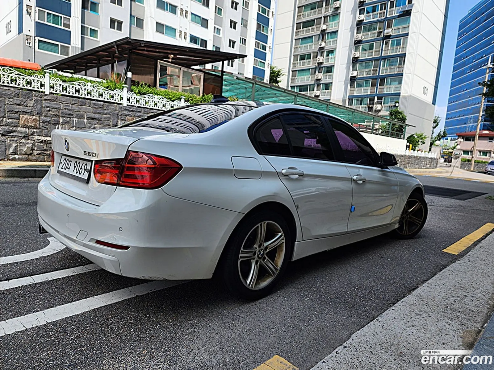 BMW 3Er 320I 2013 - фотография 98307