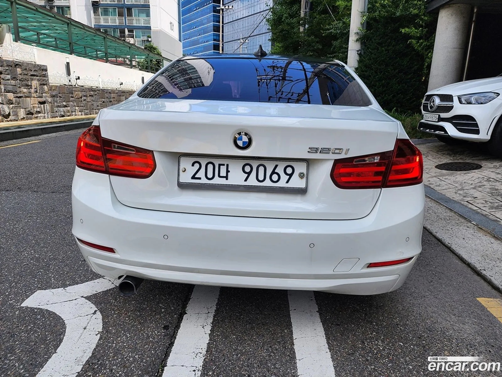 BMW 3Er 320I 2013 - фотография 98309