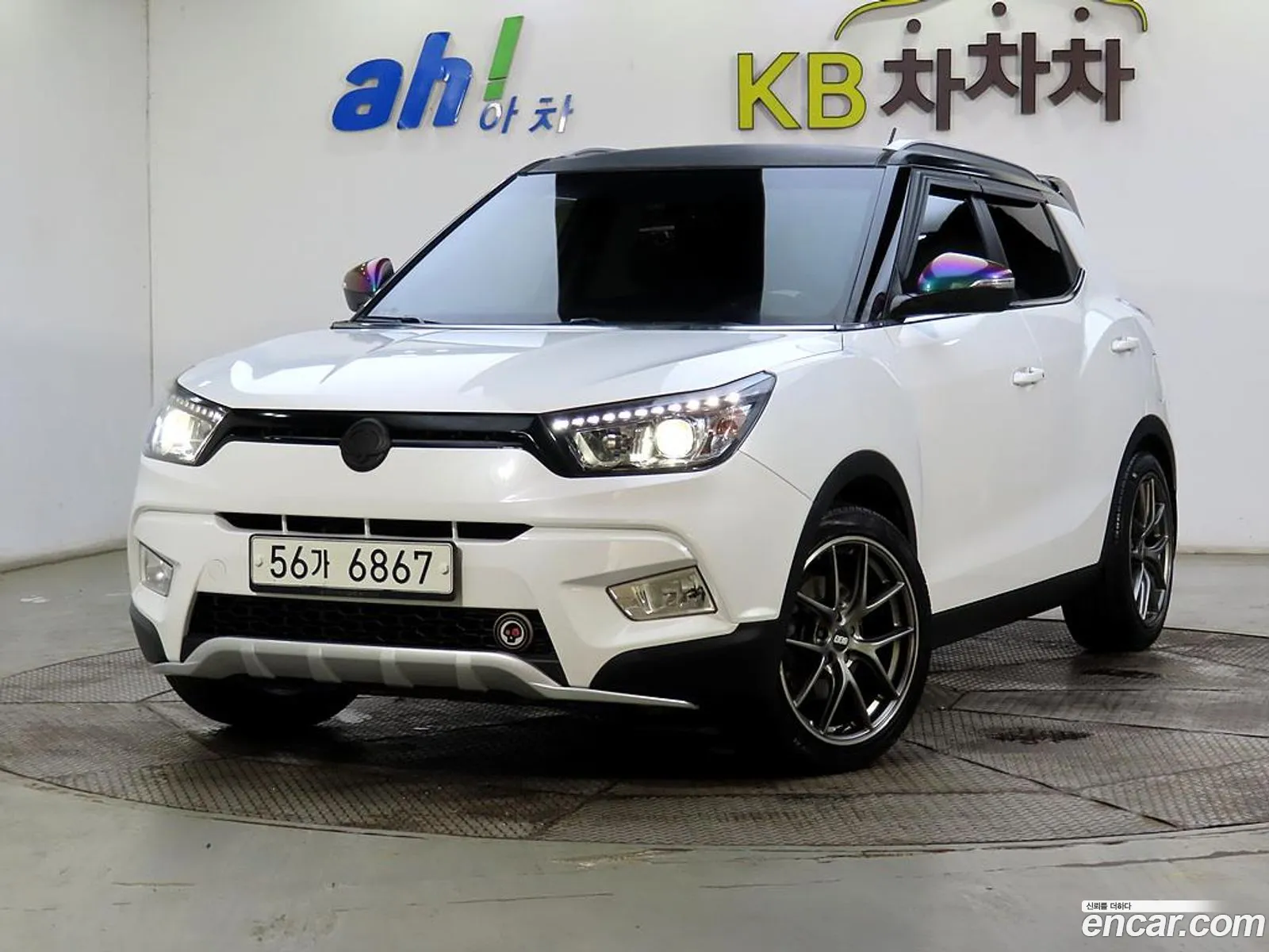 Ssangyong Tivoli Tivoli Lx 2Wd 2015 - фотография 17510521