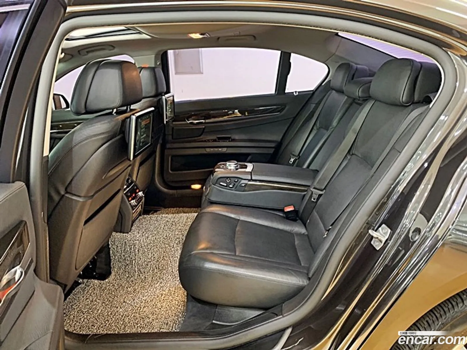 BMW 7Er 740Li 2015 - фотография 121939