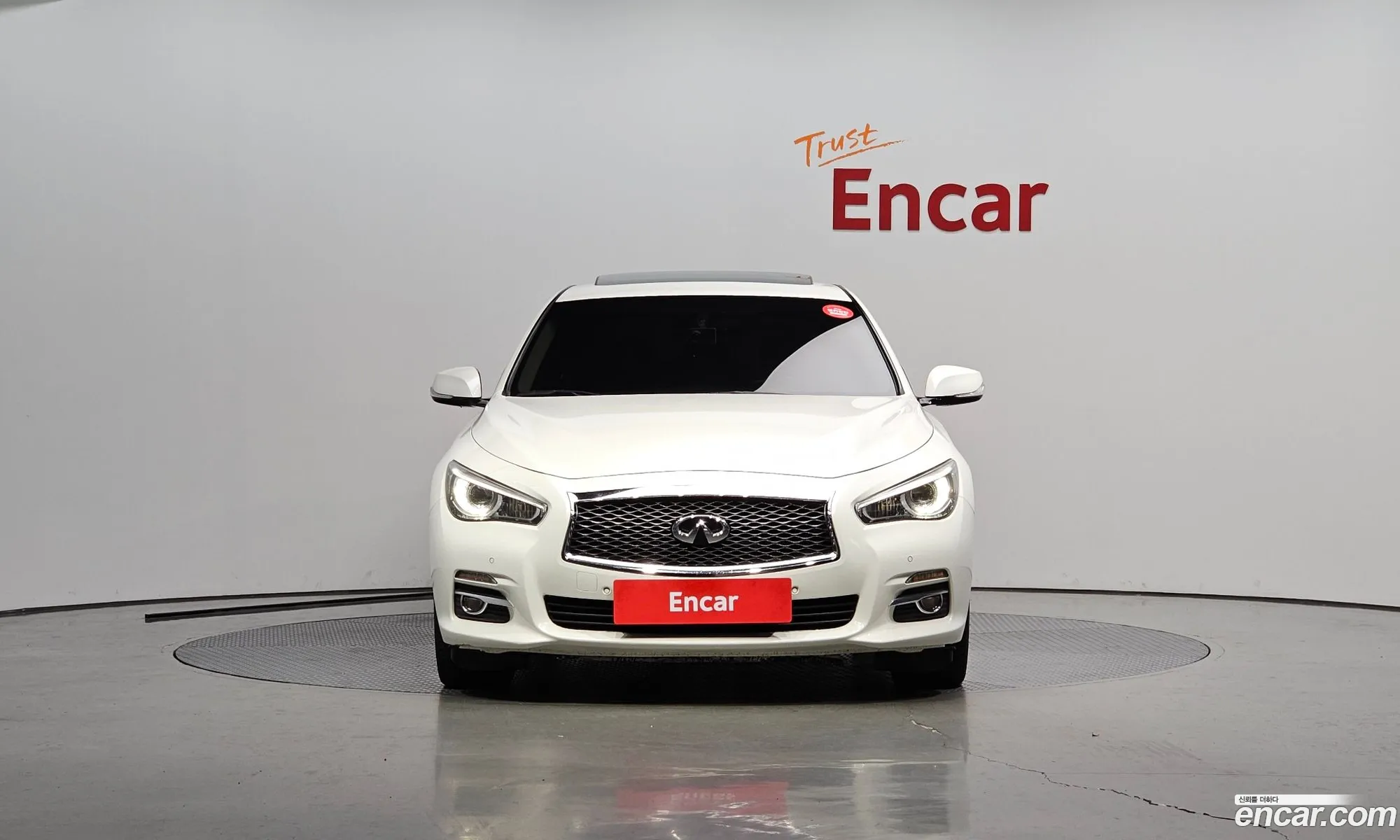 Infiniti Q50 22D Premium 2016 - фотография 3992258