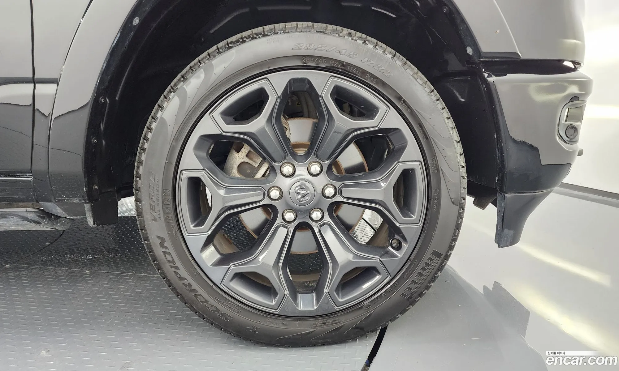 Dodge Ram 57 2021 - фотография 3751724