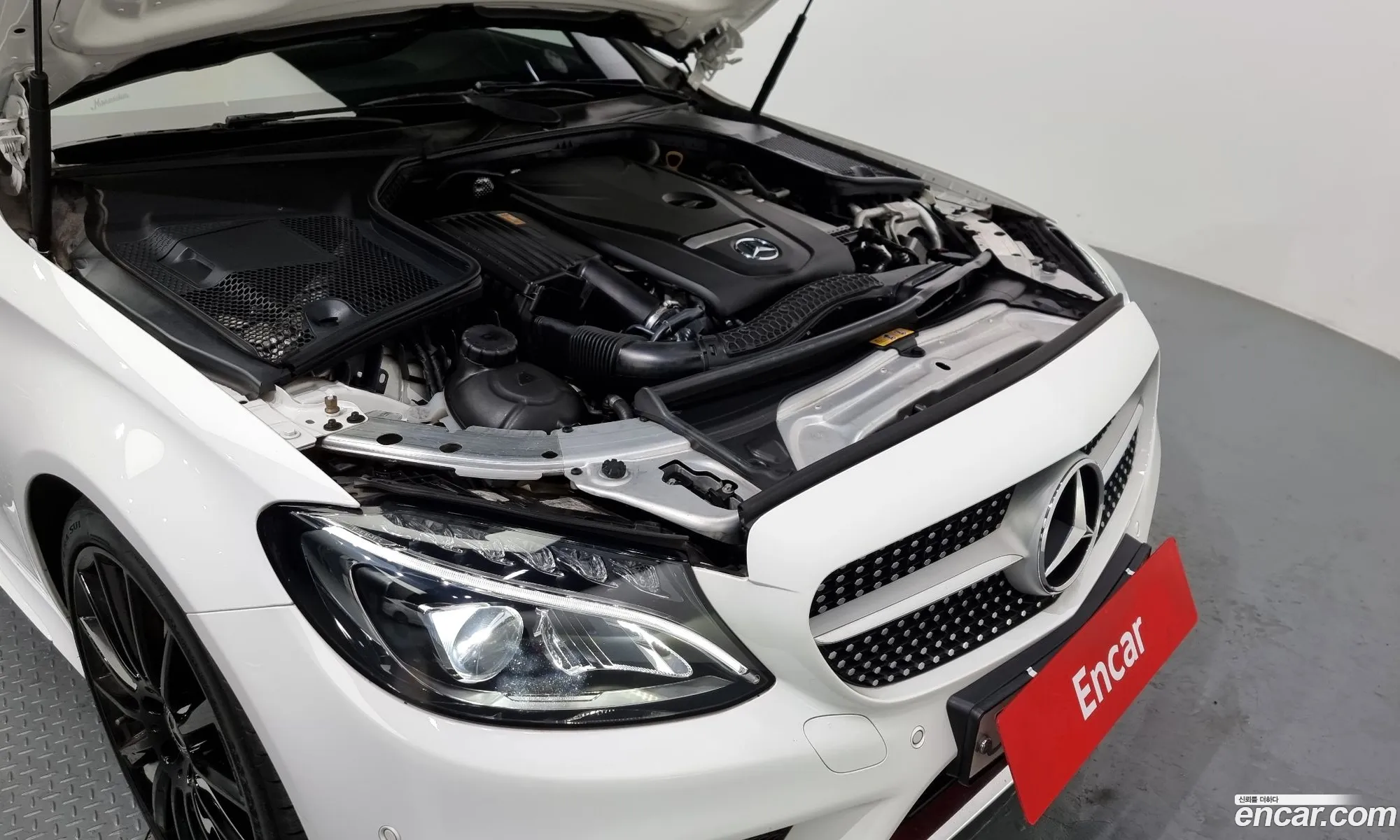 Mercedes-Benz C-Klasse Iv W205 C200 Cabriolet 2017 - фотография 13813854