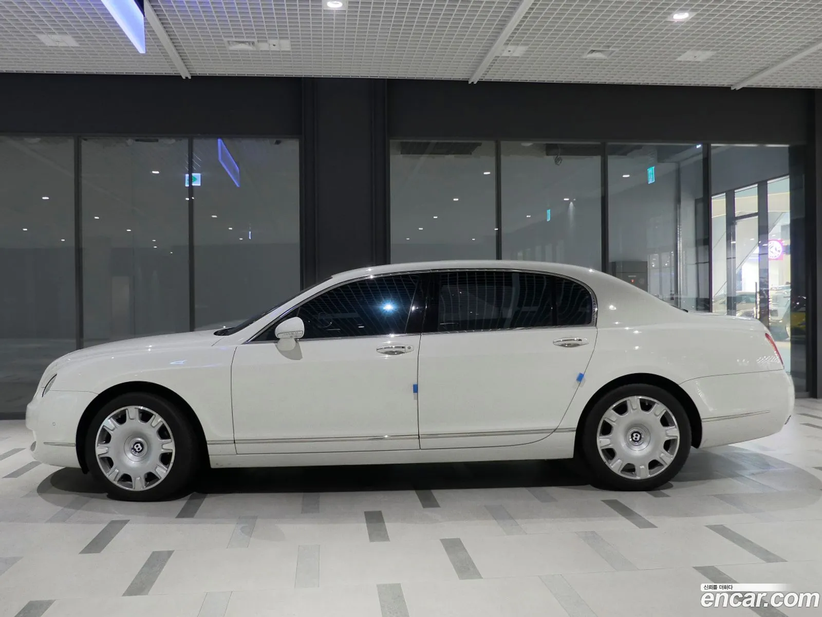 Bentley Flying Spur 60 2008 - фотография 4159588