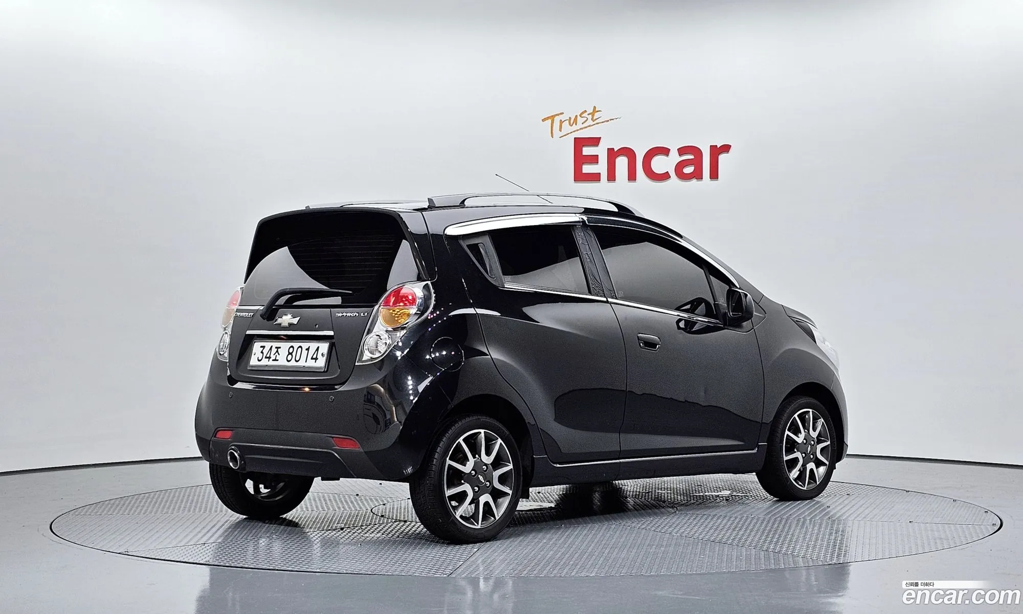 Chevrolet Spark Iii Stripe Edition 2012 - фотография 7990190
