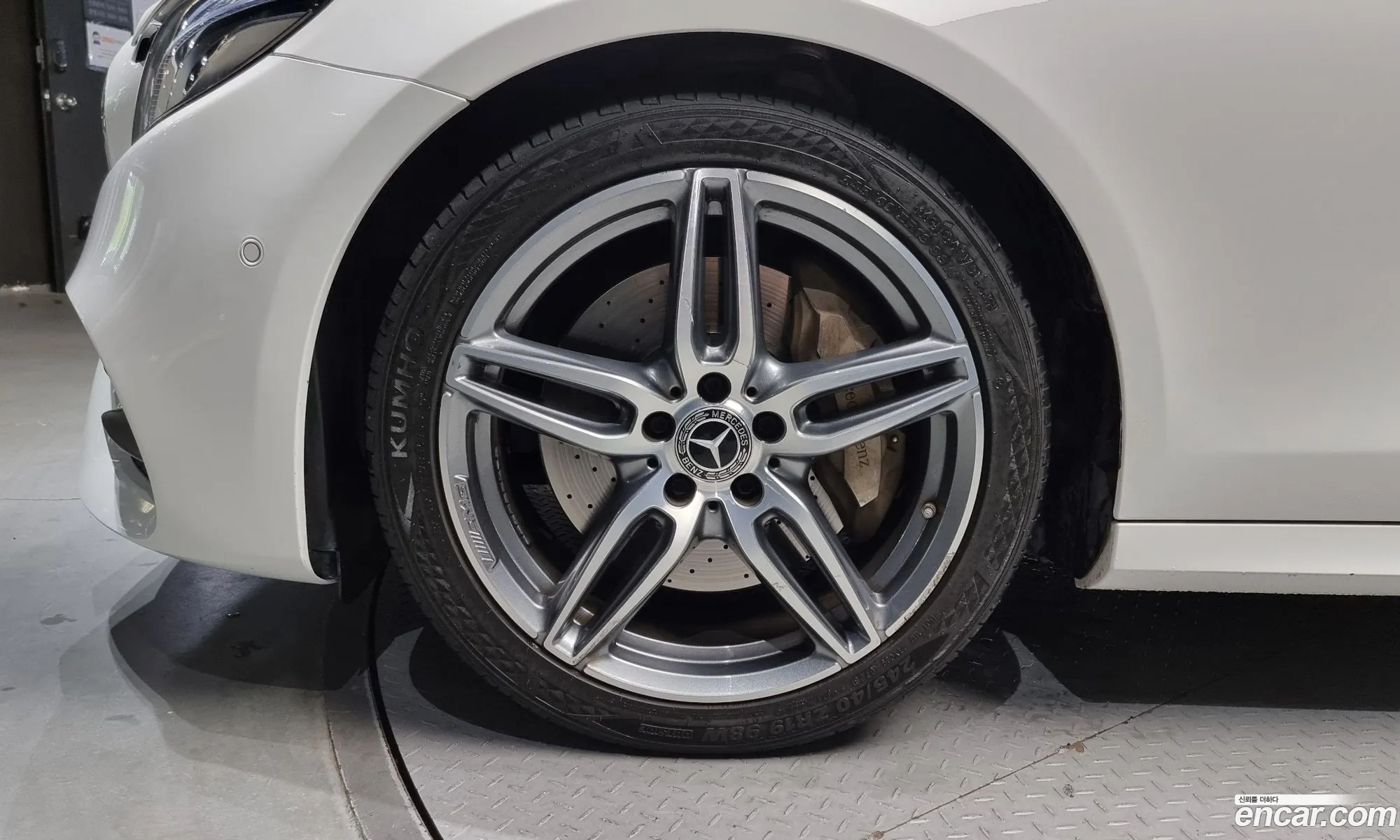 Mercedes-Benz E-Klasse V W213 S213 C238 E300 Amg Line 2019 - фотография 18712511
