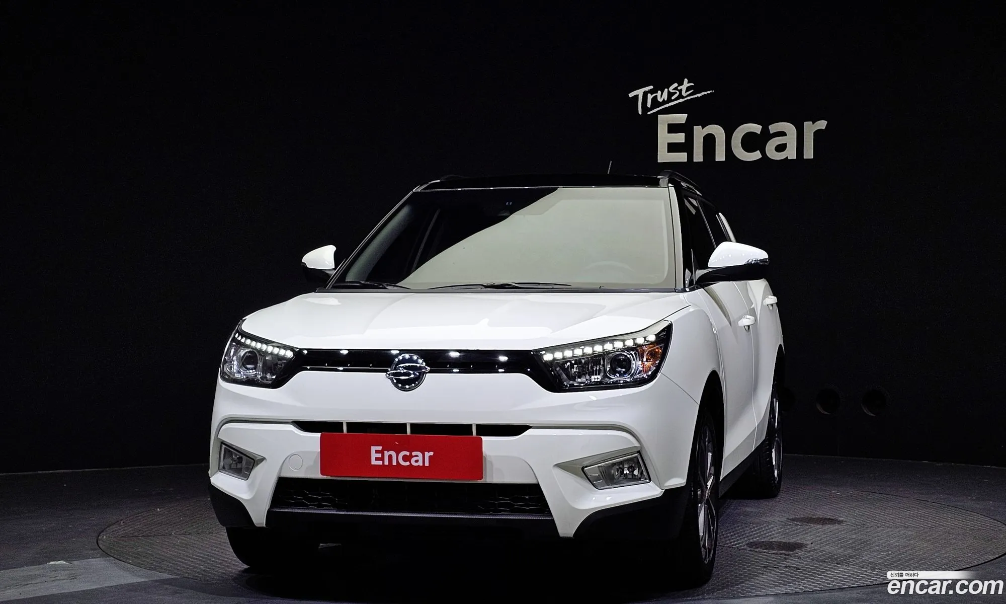 Ssangyong Tivoli Tivoli Lx 2Wd 2017 - фотография 17509957