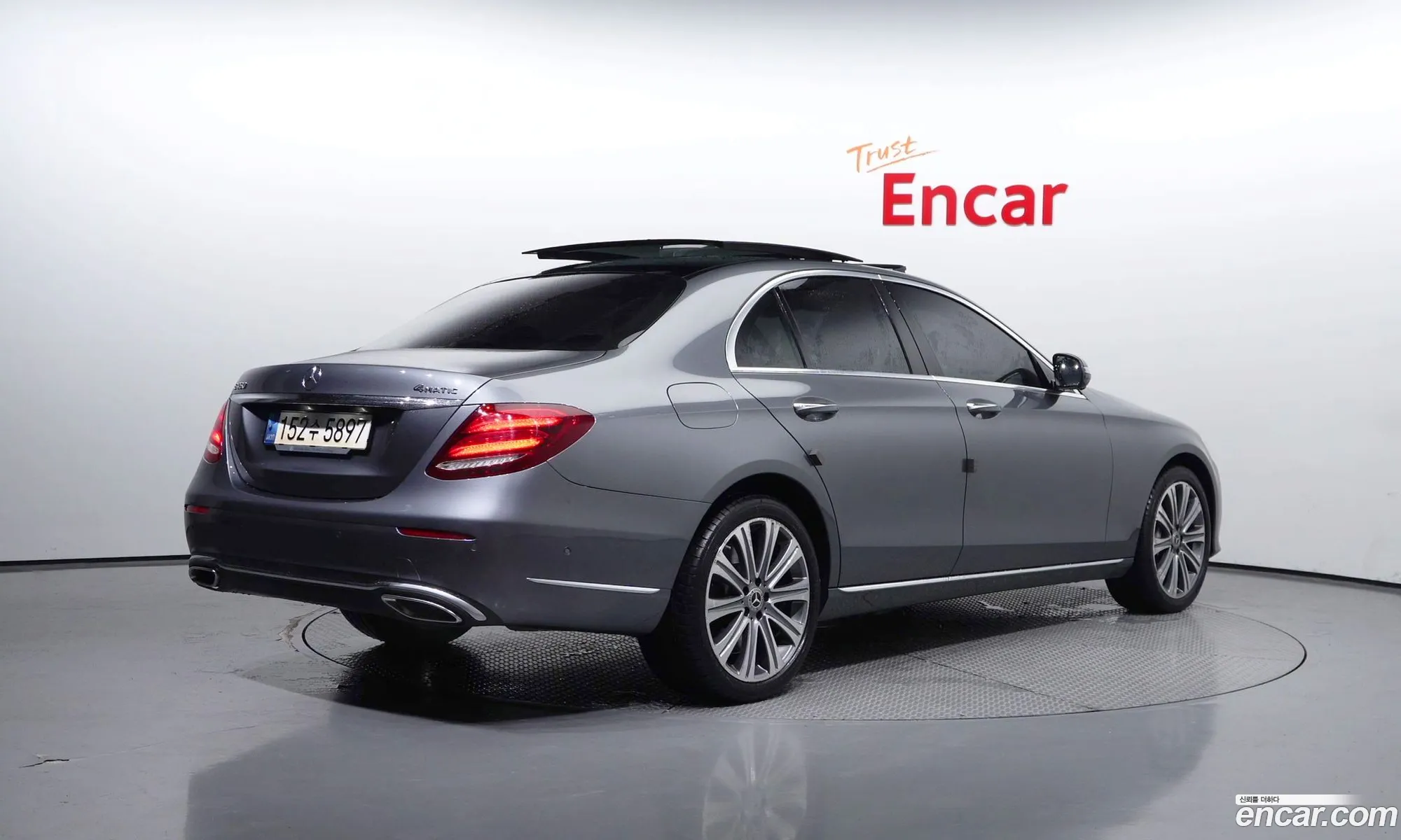 Mercedes-Benz E-Klasse V W213 S213 C238 E450 4Matic Exclusive 2020 - фотография 13720469