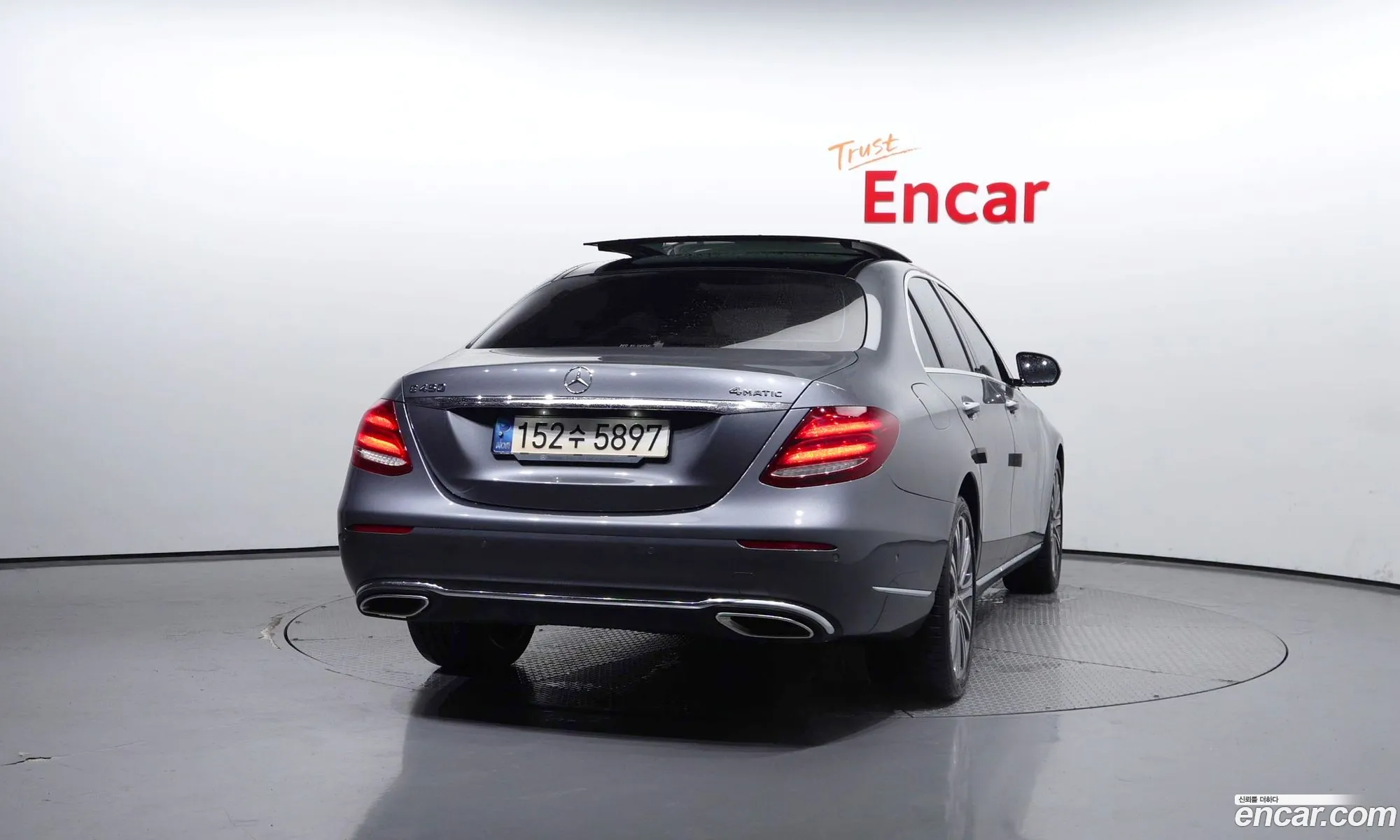 Mercedes-Benz E-Klasse V W213 S213 C238 E450 4Matic Exclusive 2020 - фотография 13720471