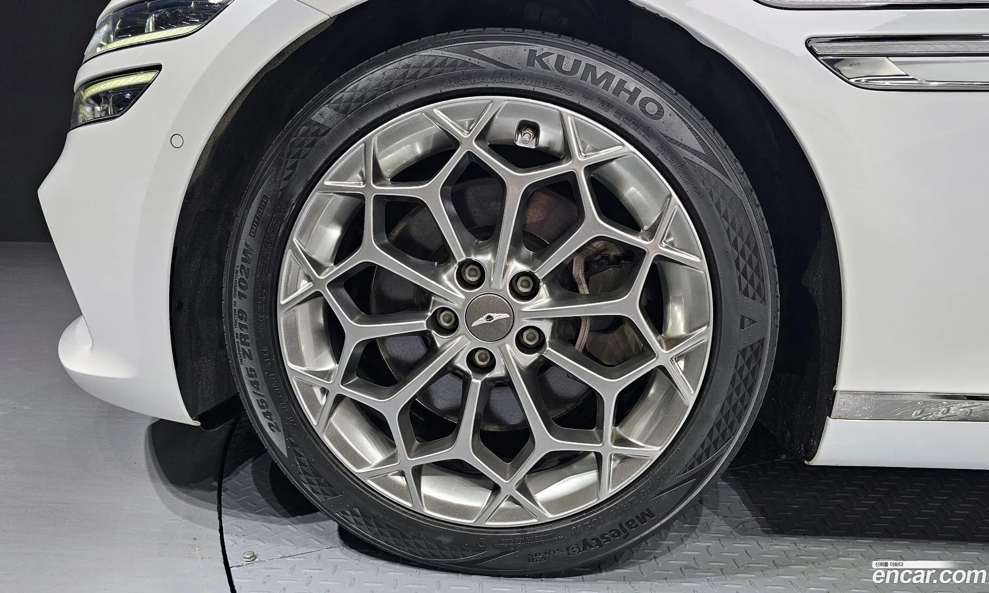 Genesis G80 Rg3 Gasoline 25 Turbo Awd - фотография 170793