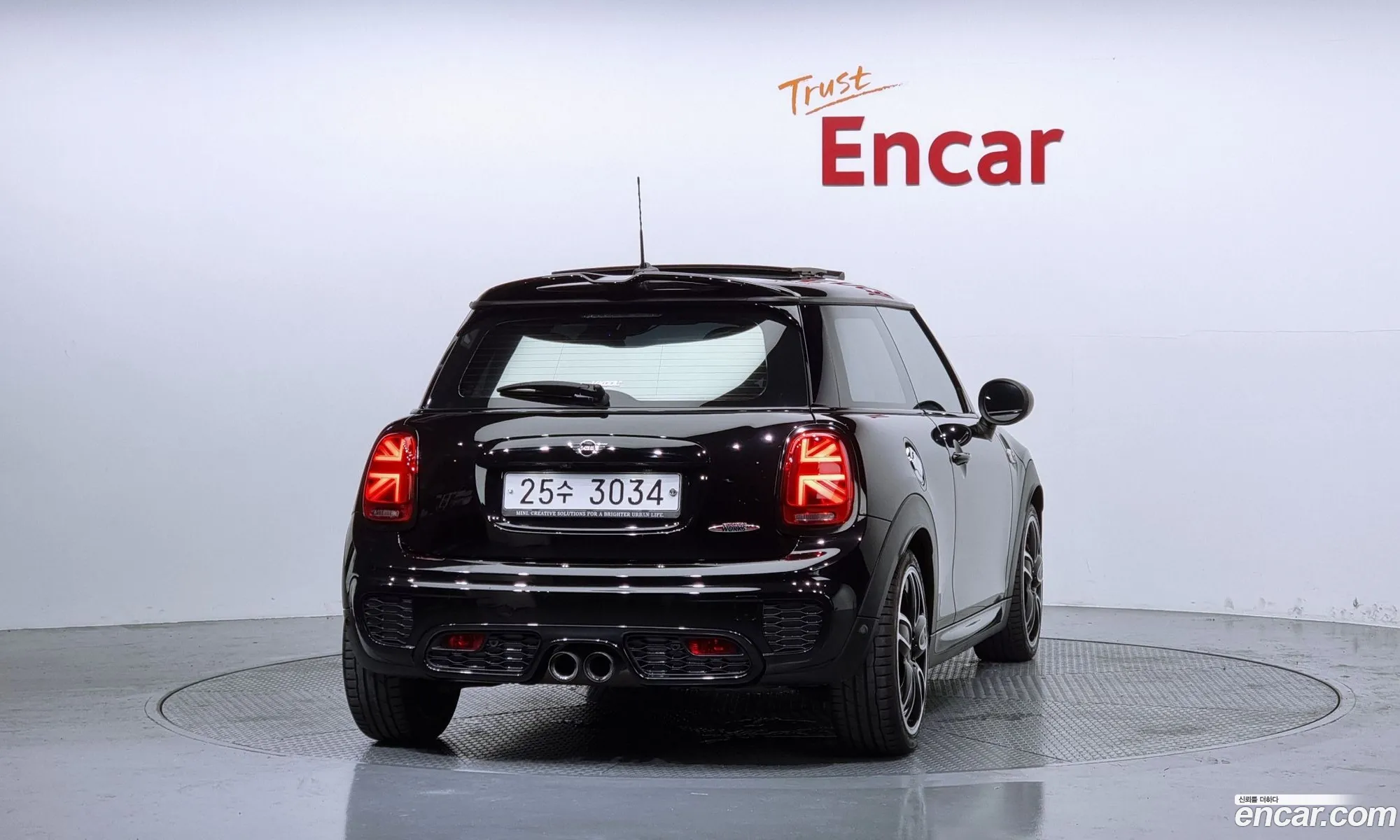 Mini Cooper Jcw 2019 - фотография 4609770