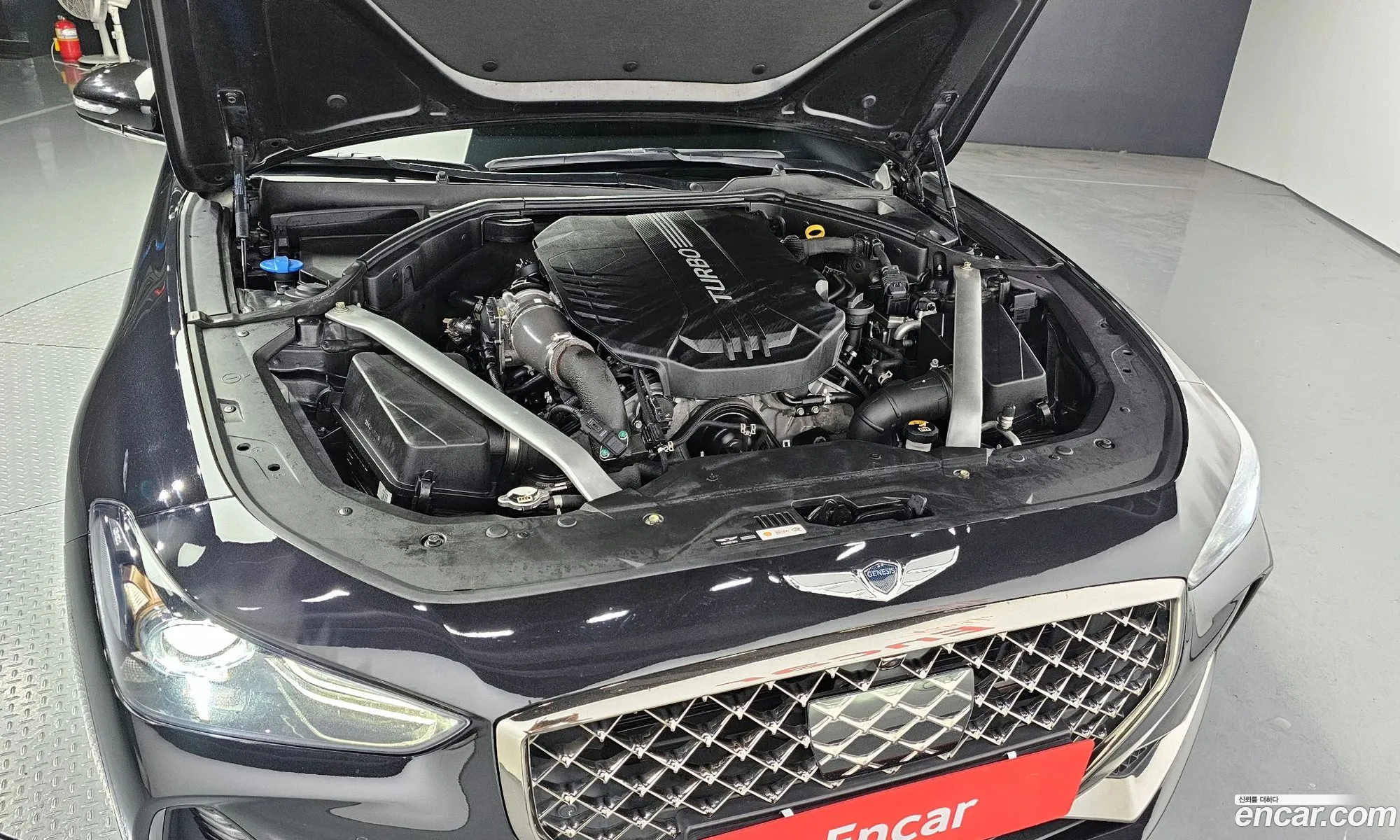 Genesis G70 I 33T Sports Awd 2019 - фотография 107820
