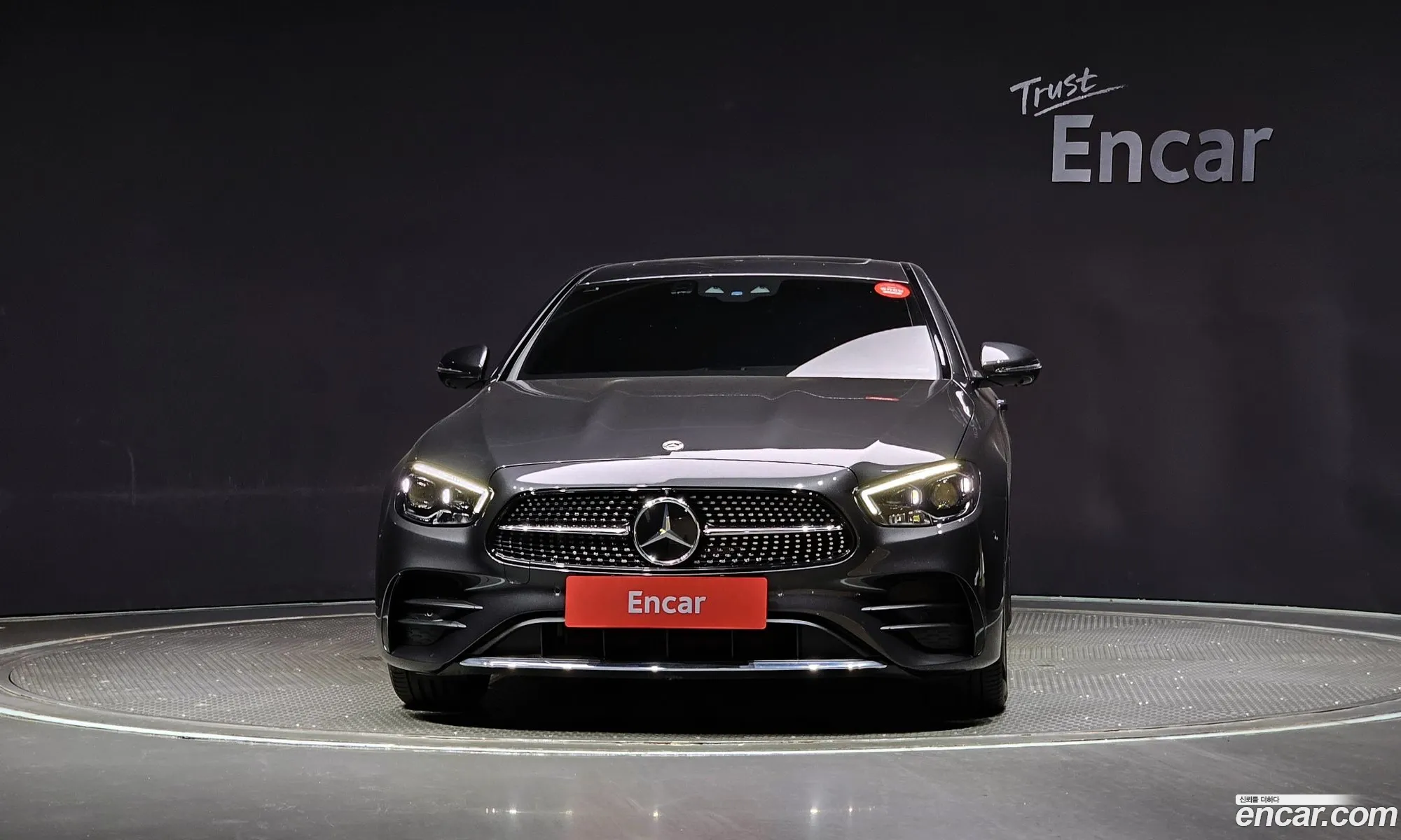 Mercedes-Benz E-Klasse E250 Amg Line 2023 - фотография 13622571