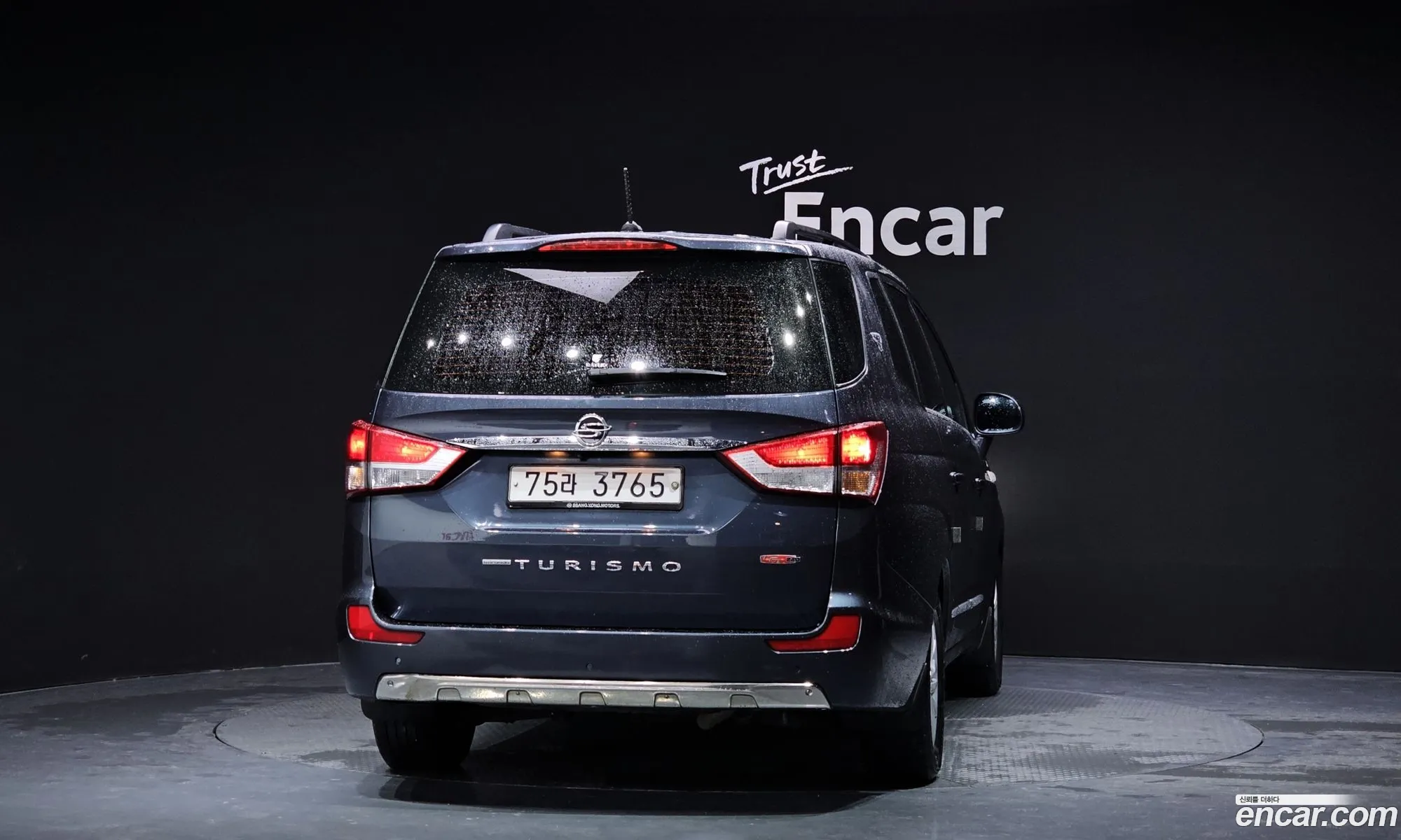 Kg Mobility Ssangyong Korando Turismo 4Wd Tx 11-Seater - фотография 19052711