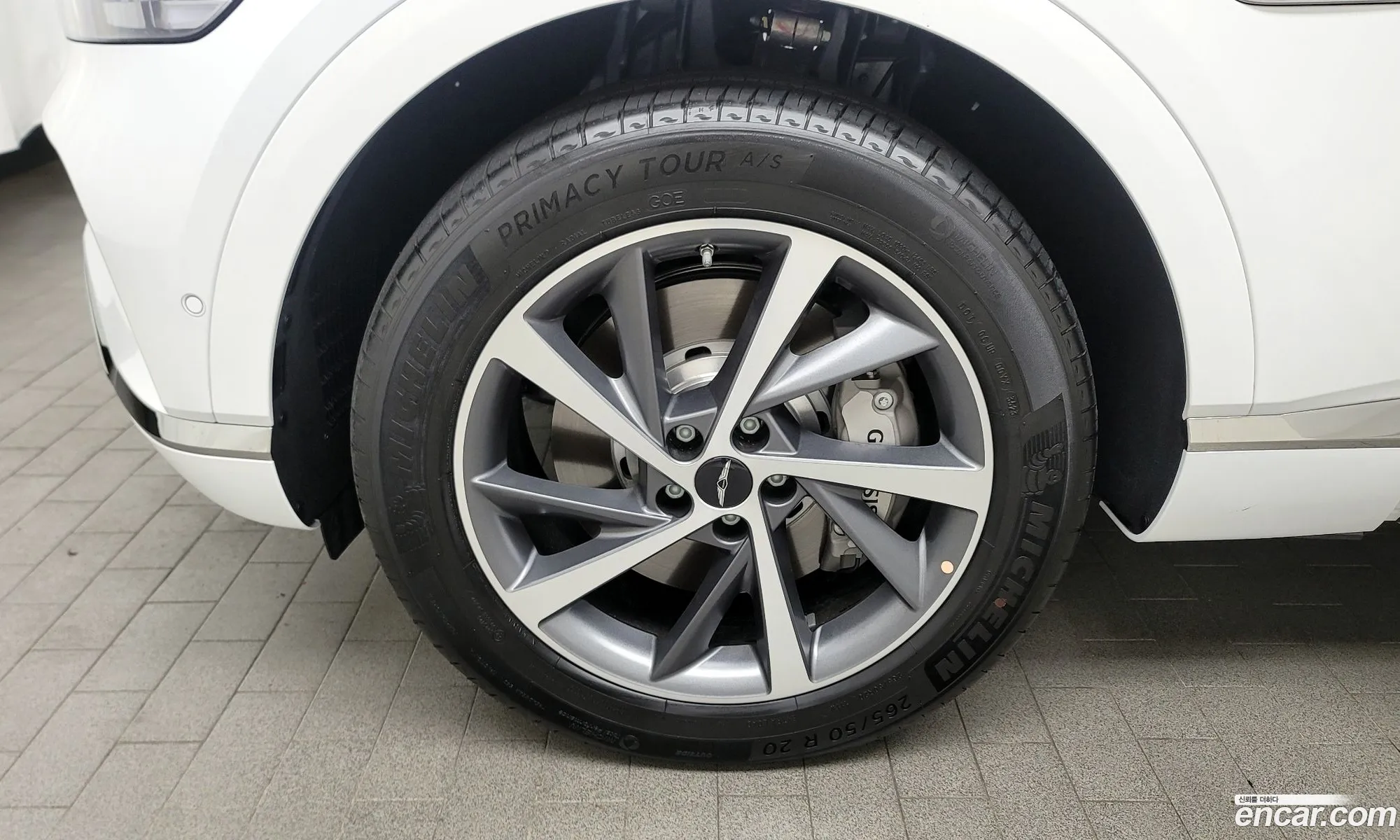 Genesis Gv80 25T Gasoline Awd 2024 - фотография 120144