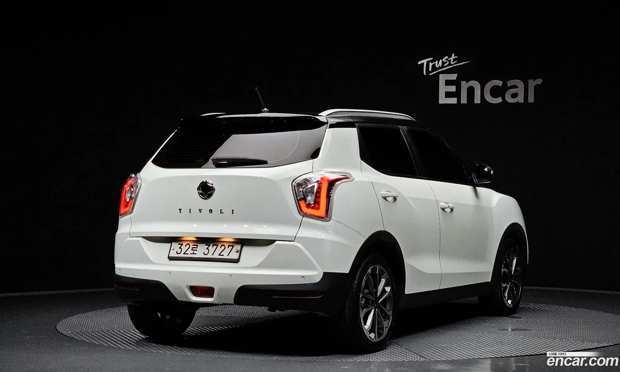 Ssangyong Tivoli Tivoli Vx 2Wd 2016 - фотография 7859108