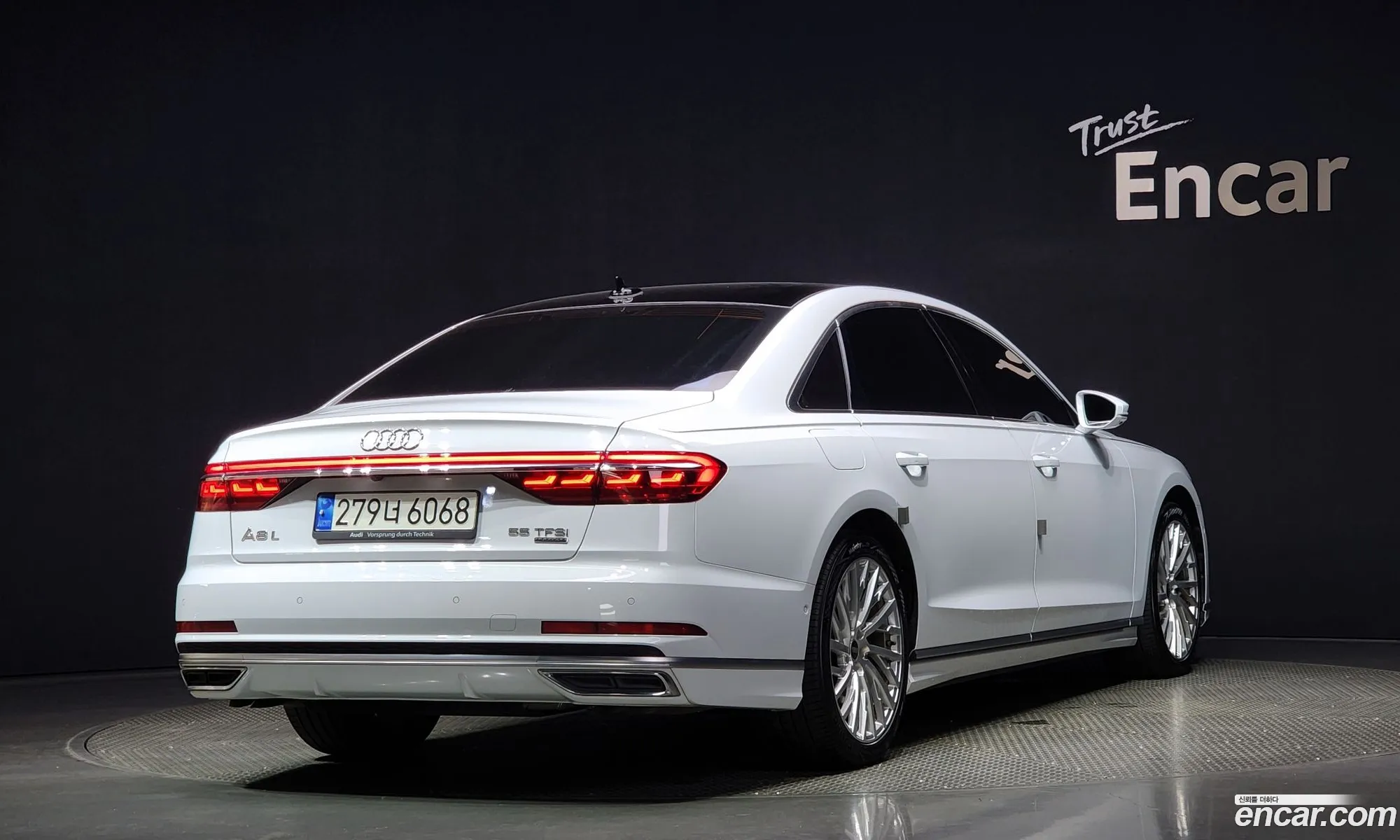 Audi A8 Iv D5 55 Tfsi Quattro Lwb 2021 - фотография 8748478