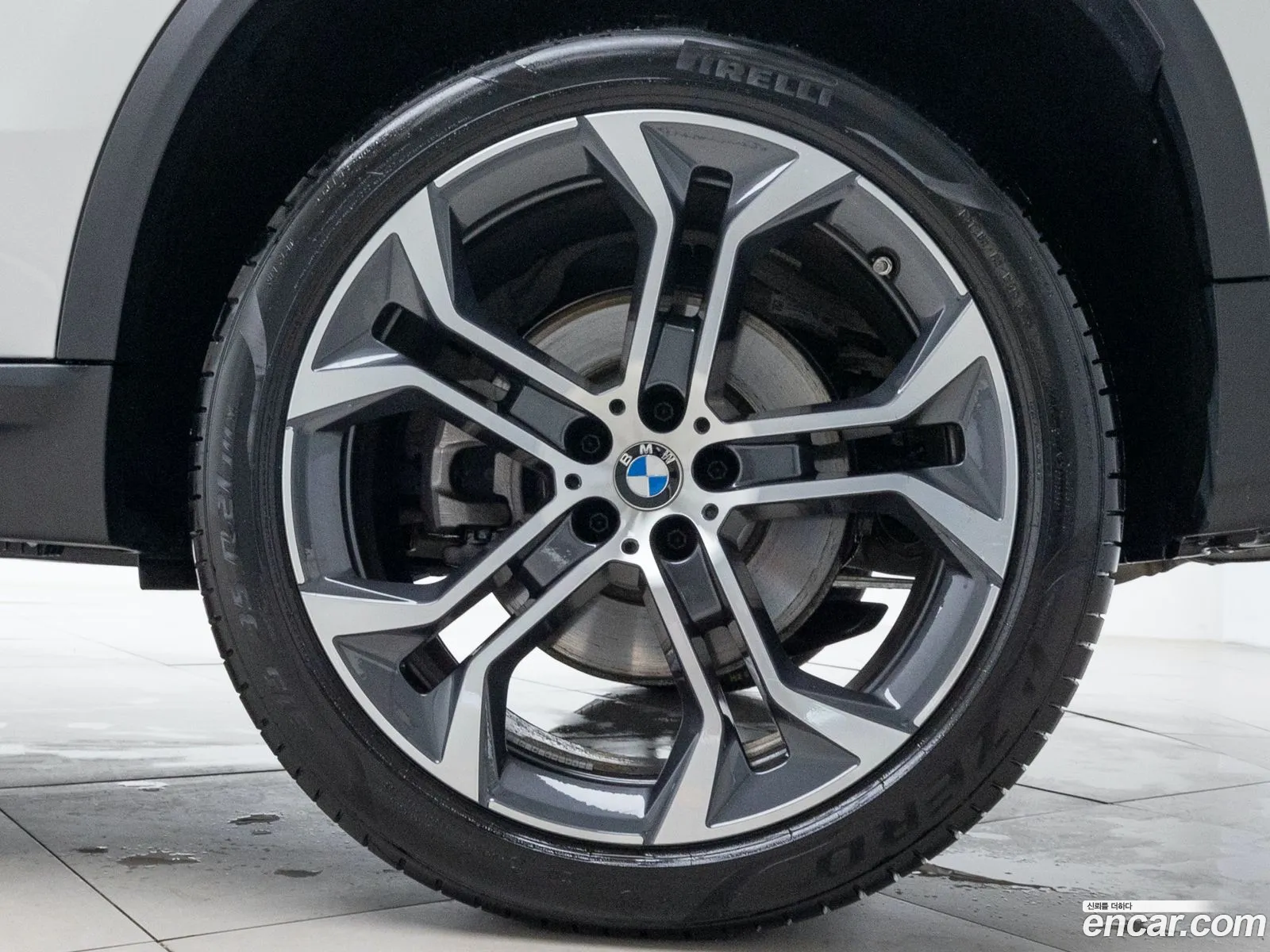 BMW X5 xDrive 40I Xline 2024 - фотография 905617