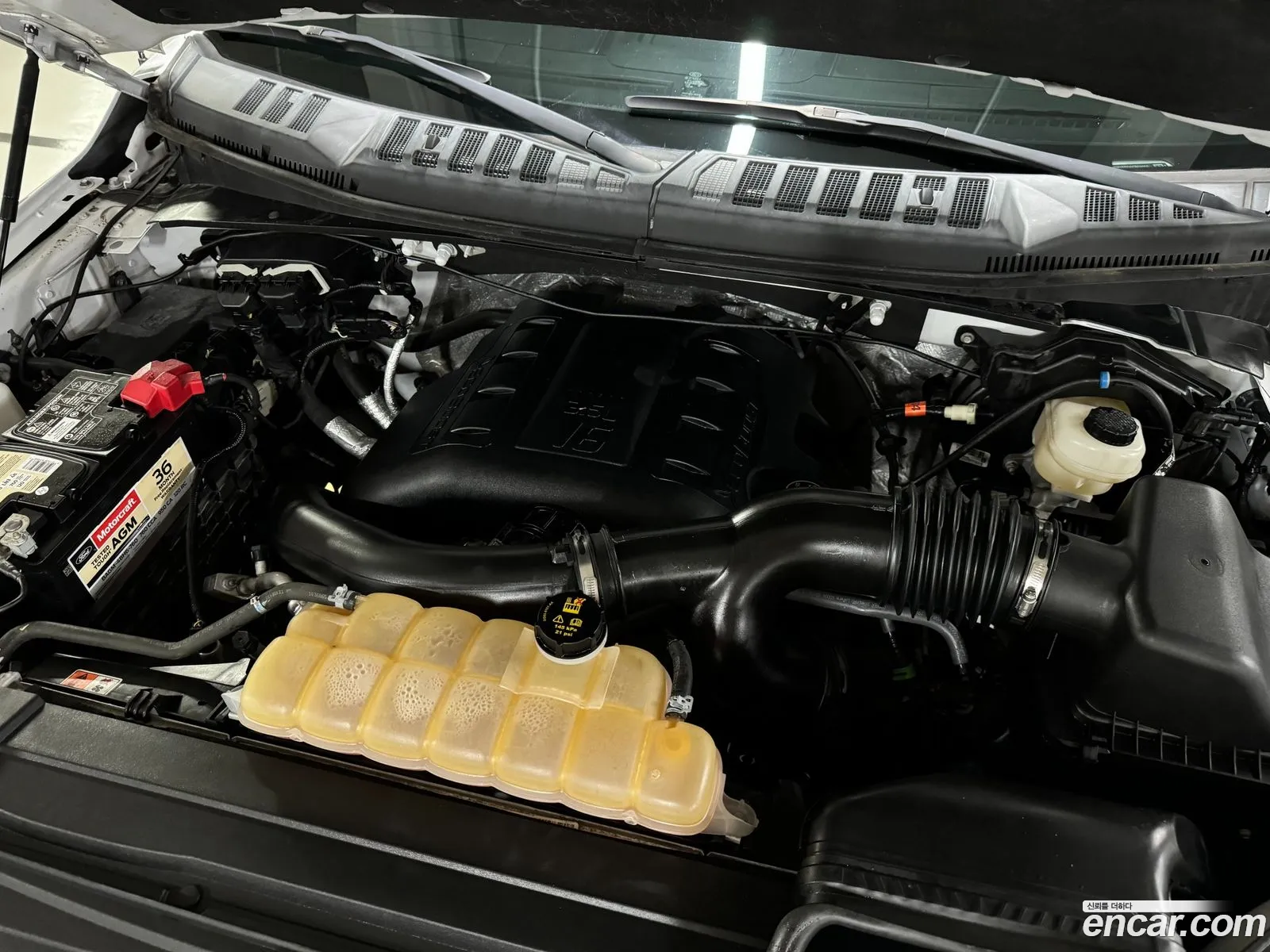 Ford F-150 Xiii 35L 2016 - фотография 15170040