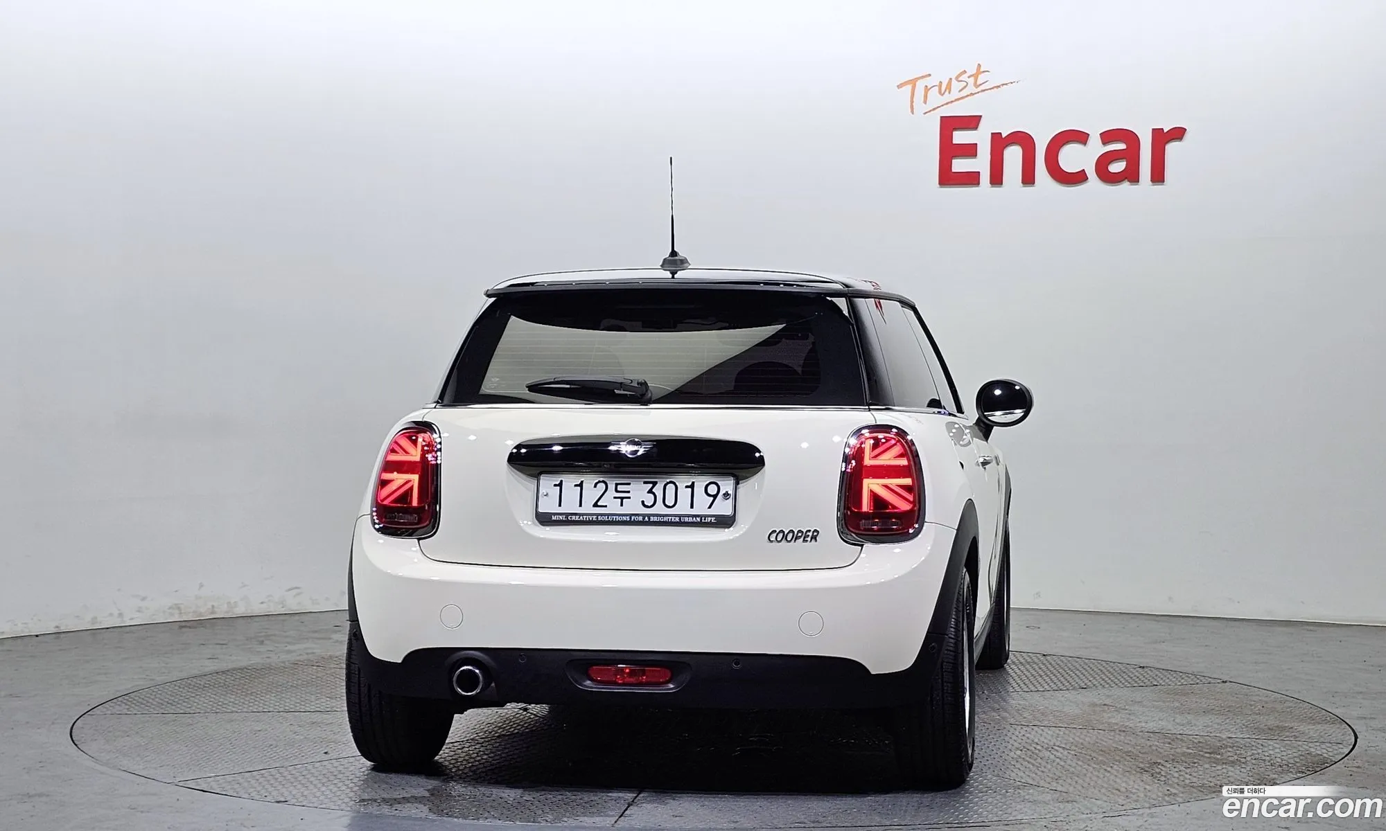 Mini Cooper Basic Type 2020 - фотография 4609722