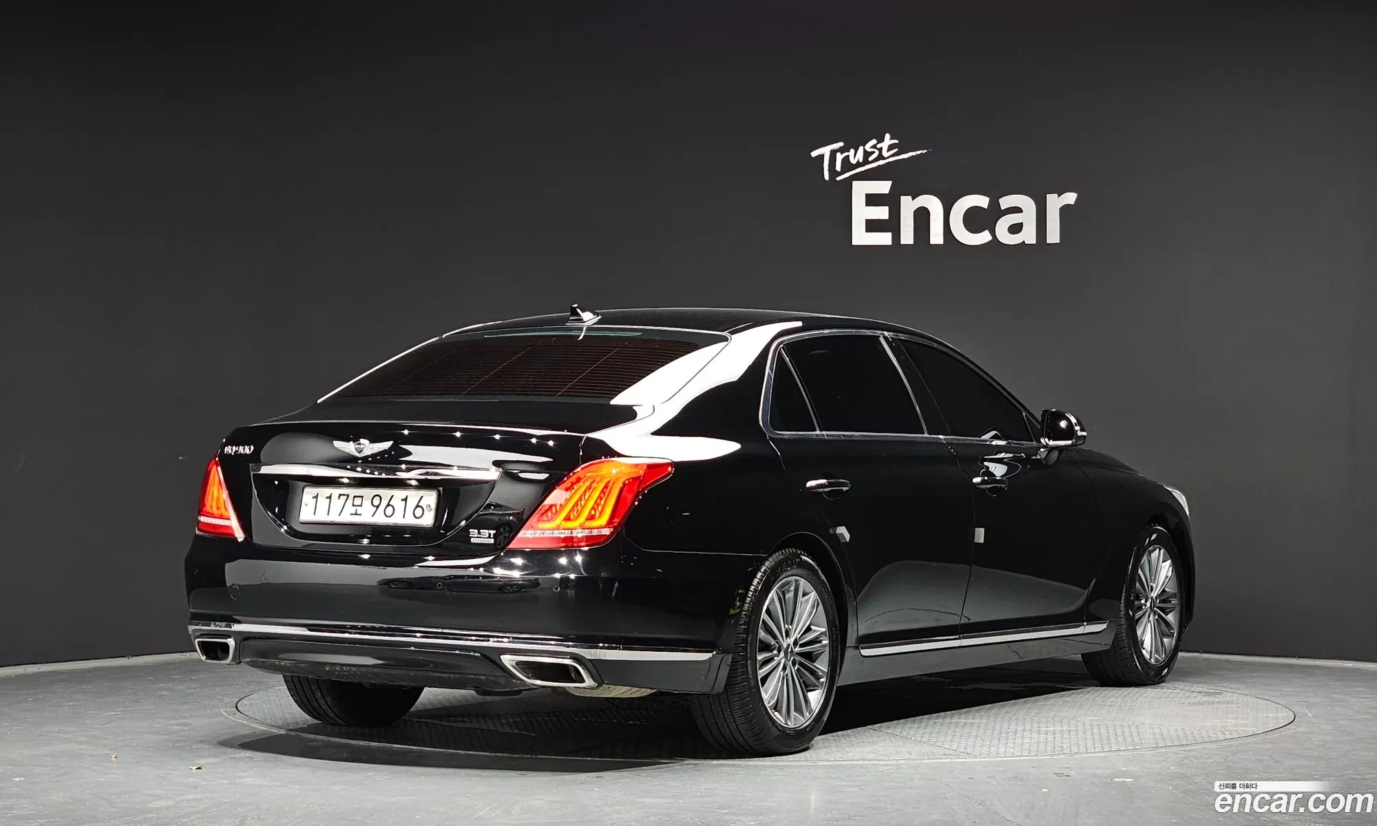 Genesis G90 I 33 T-Gdi Awd 2016 - фотография 165882