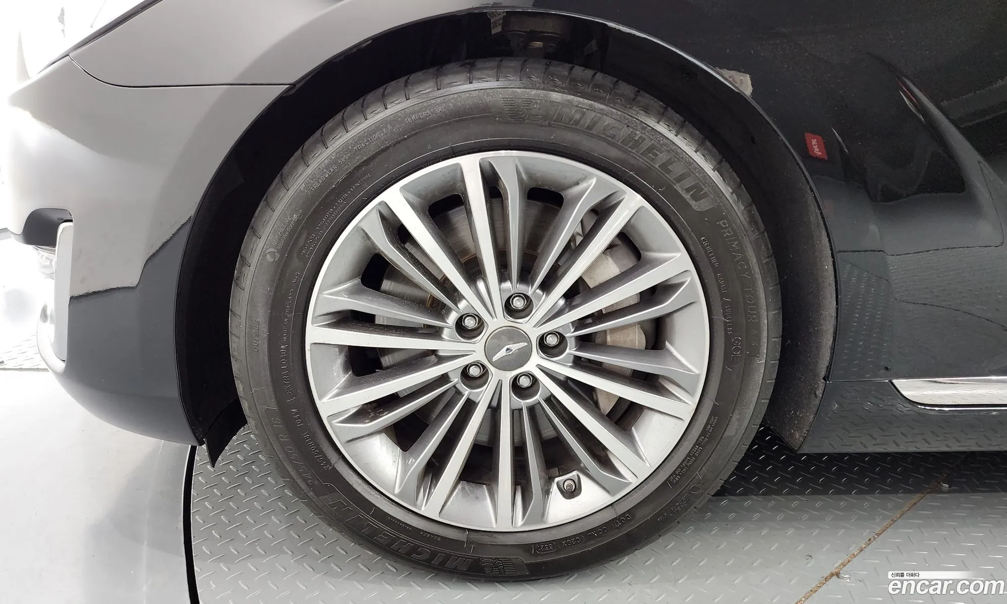 Genesis G90 I 38 Gdi Awd 2016 - фотография 1582997